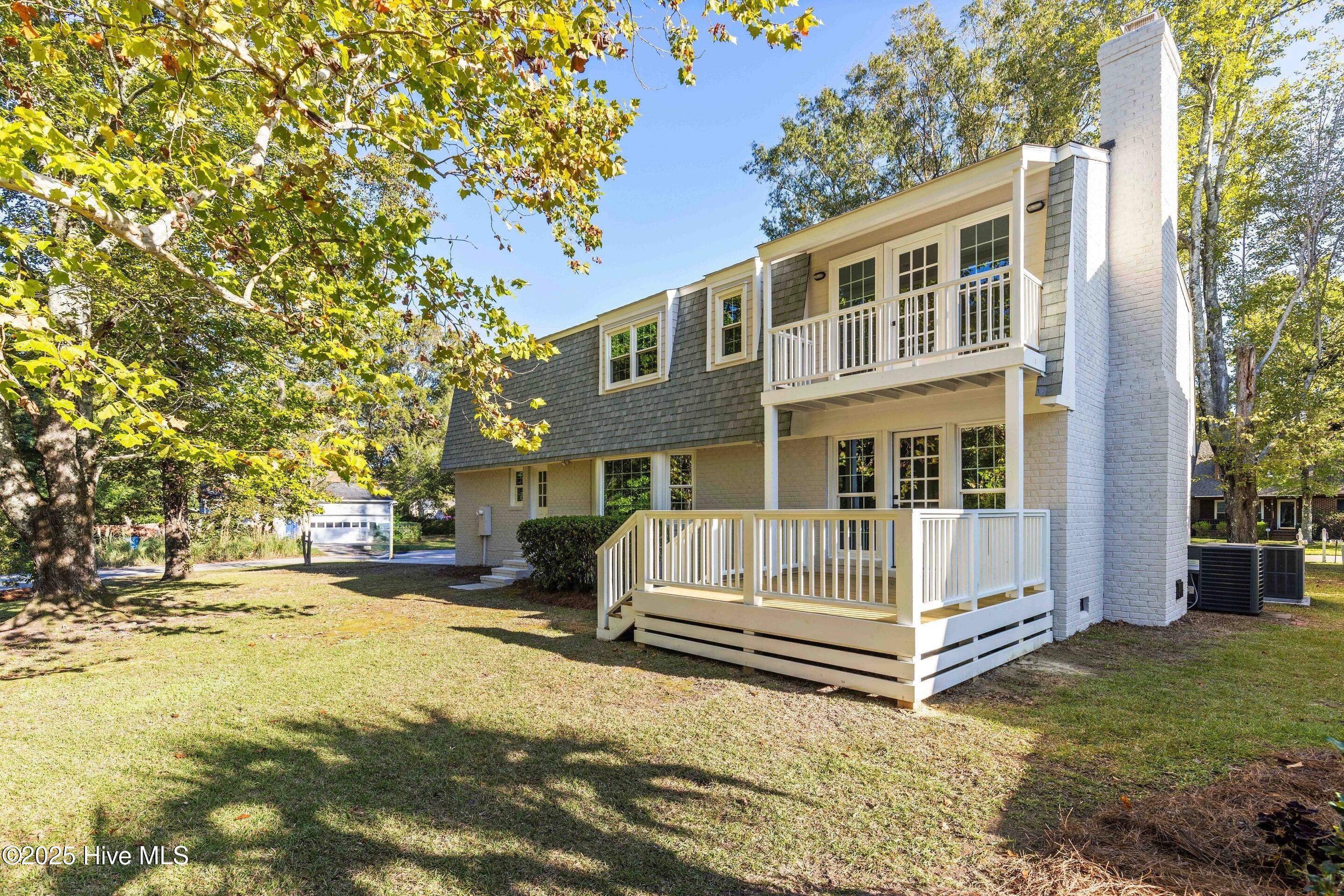 100530260 | Photo 35