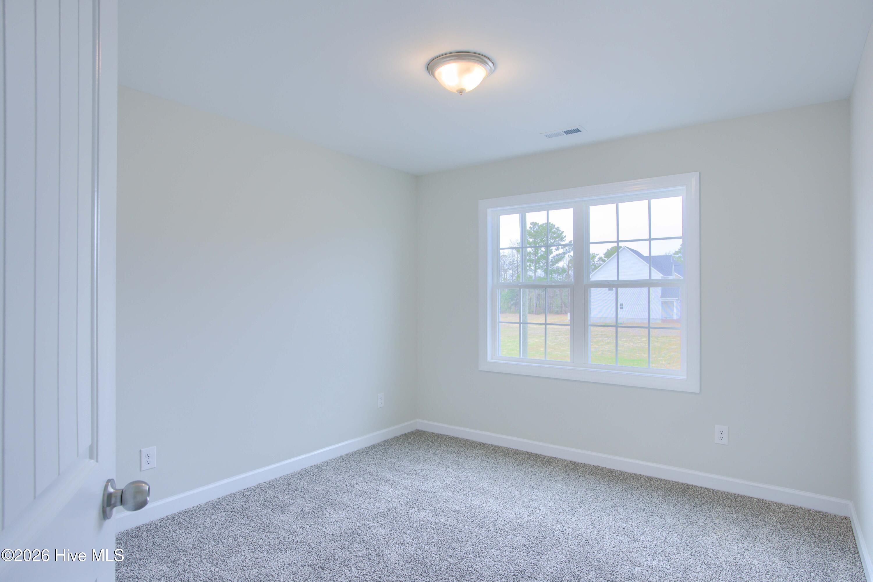 100527723 | Photo 25