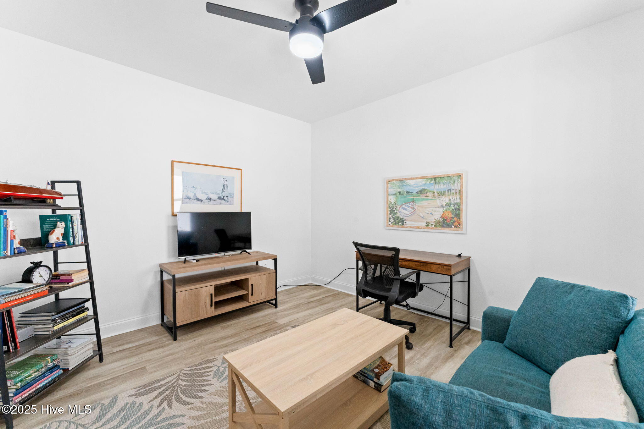 100528338 | Photo 22