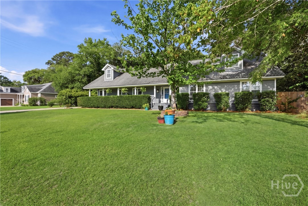 Spacious, estate size lot.  *grass has been digita