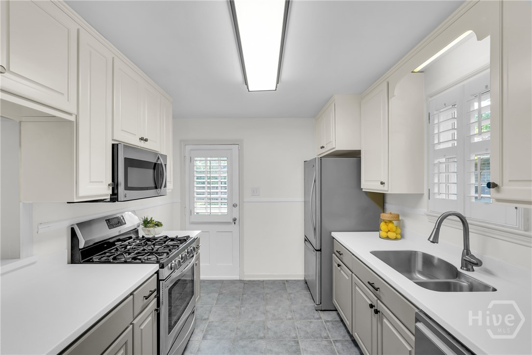 103 E 60th Street