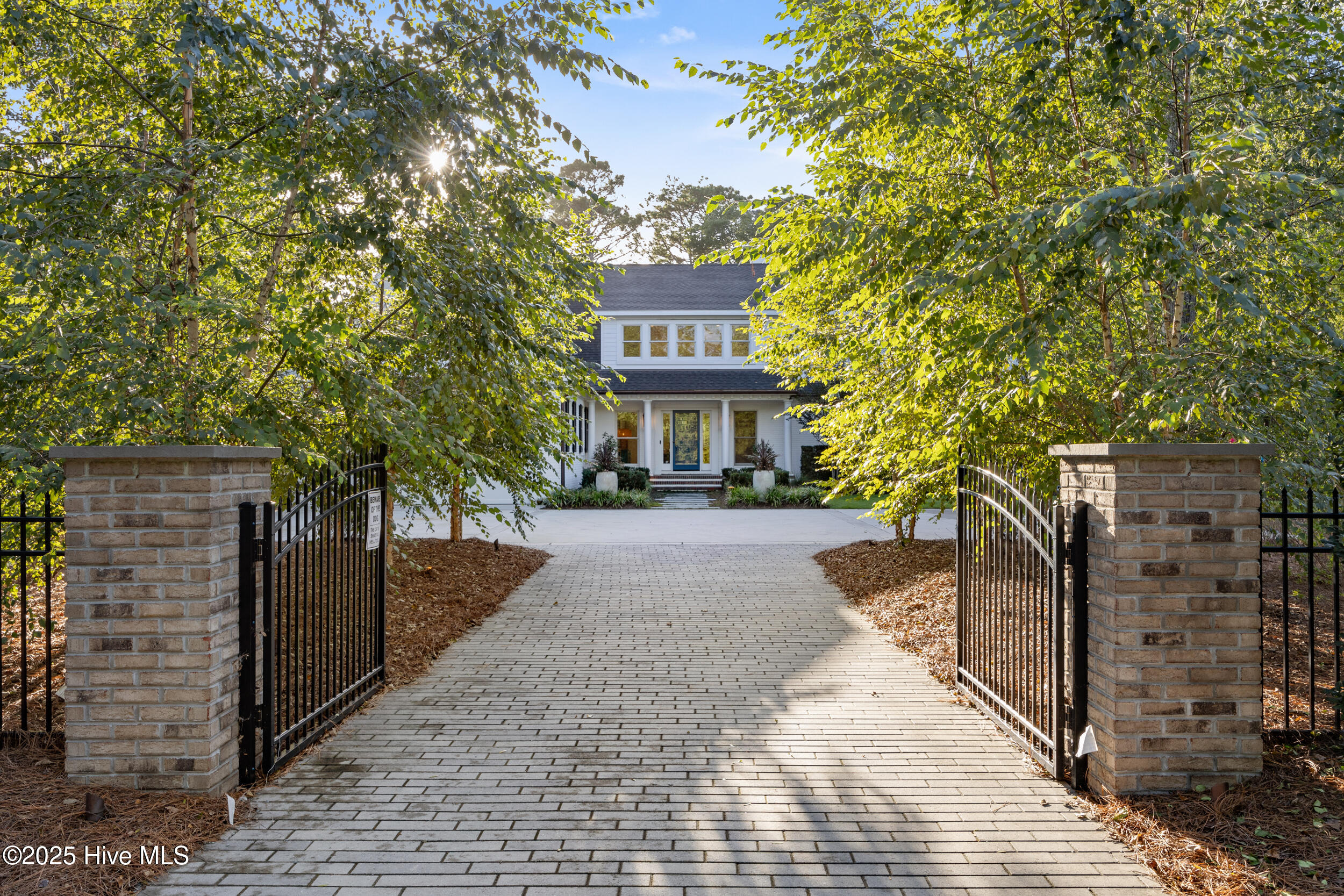 100534920 | Photo 62