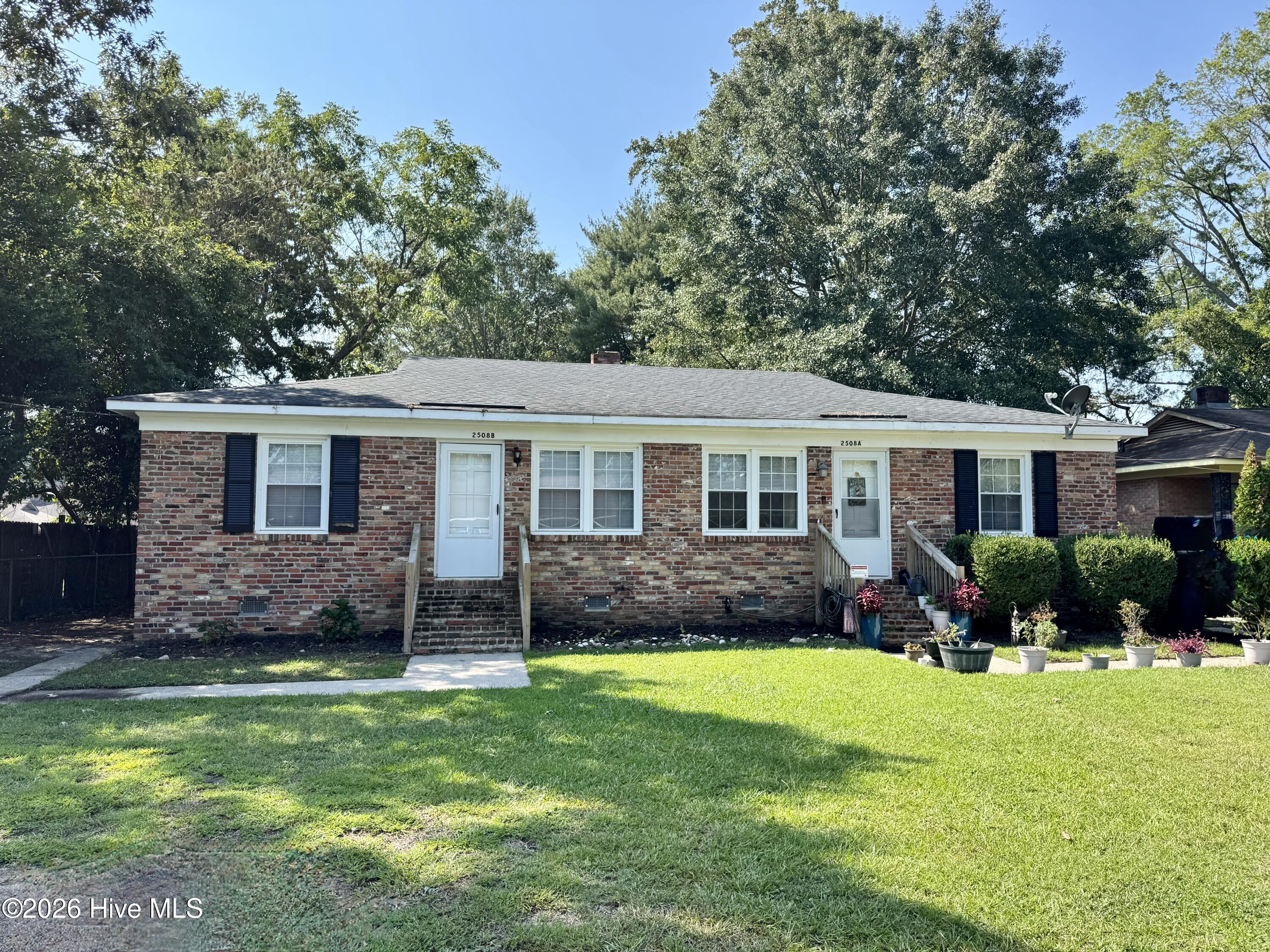 2508 3rd, Greenville, North Carolina, 3 Bedroom Bedrooms, 6 Room Rooms,1 BathroomBathrooms,Duplex,For sale,3rd,100604628 2508 3rd, Greenville, North Carolina, 3 Bedroom Bedrooms, 6 Room Rooms,1 BathroomBathrooms,Duplex,For sale,3rd,100604628