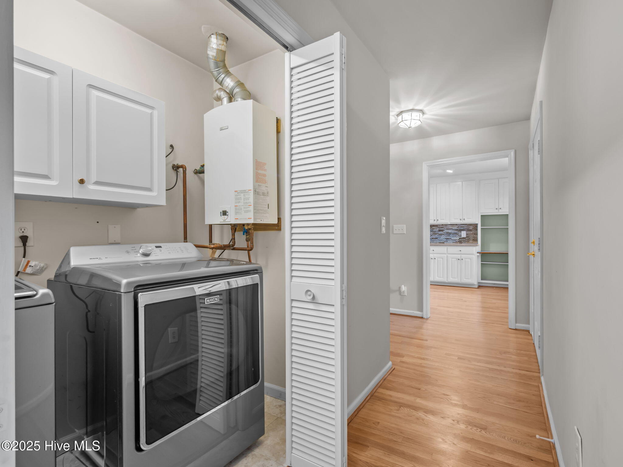 100540232 | Photo 33