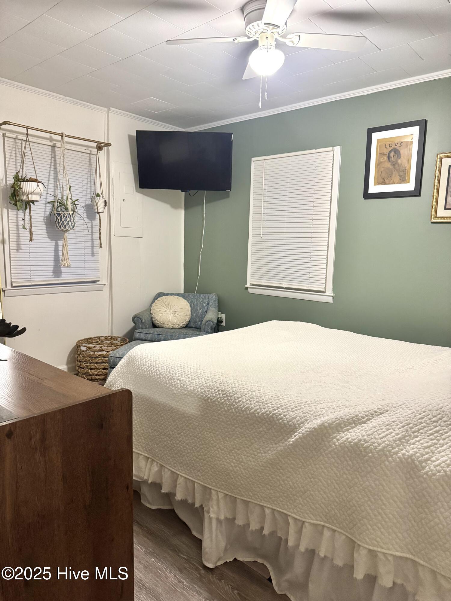 921 N Yaupon Terrace A,Morehead City