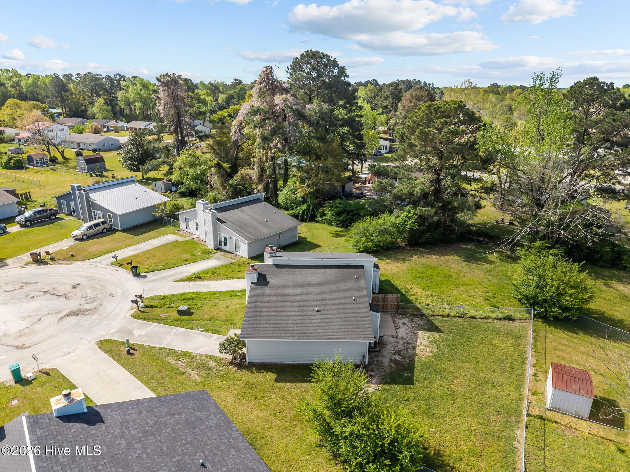 100565385 | Photo 29