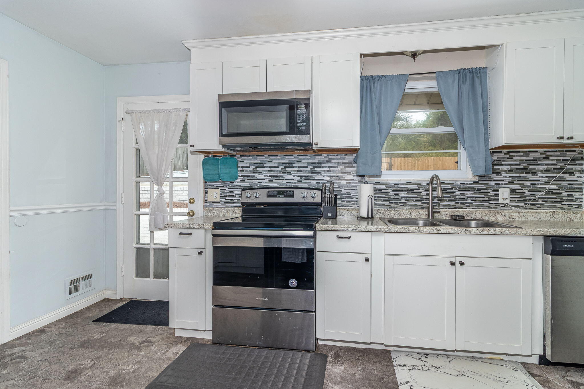19-web-or-mls-2211 MURA DRIVE 2026 ©--8