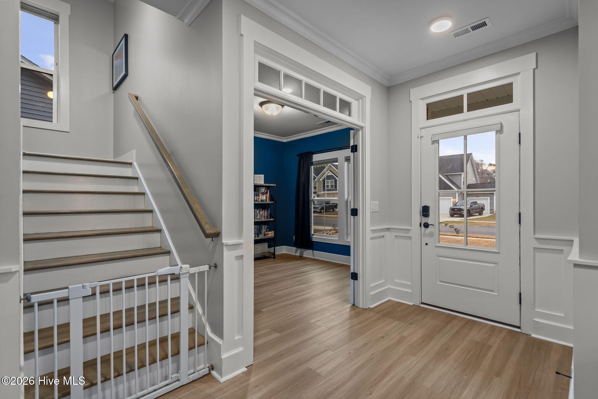 100549684 | Photo 15