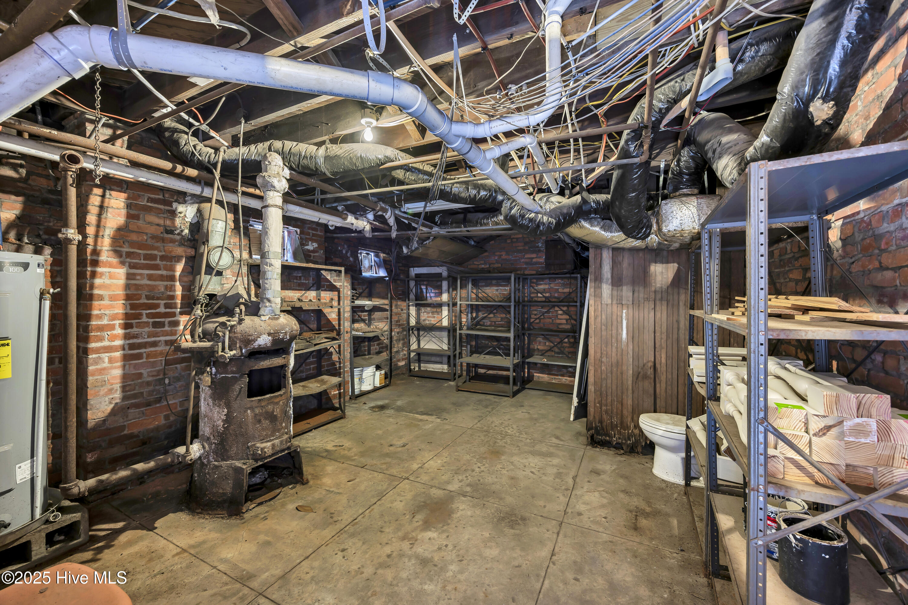 100525838 | Photo 26