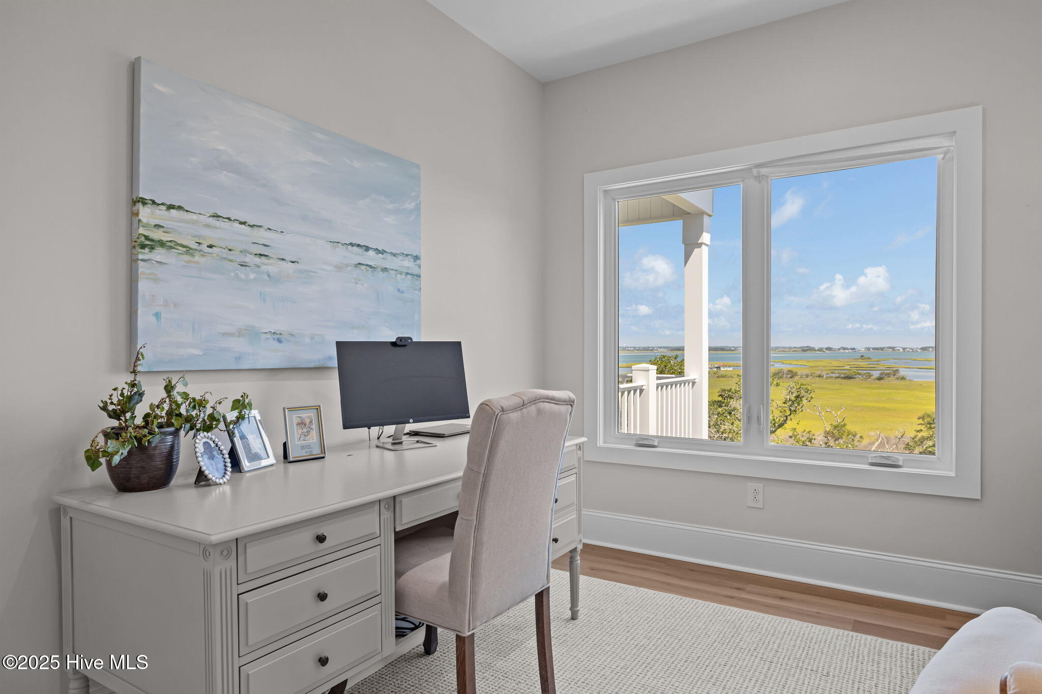 100549920 | Photo 47