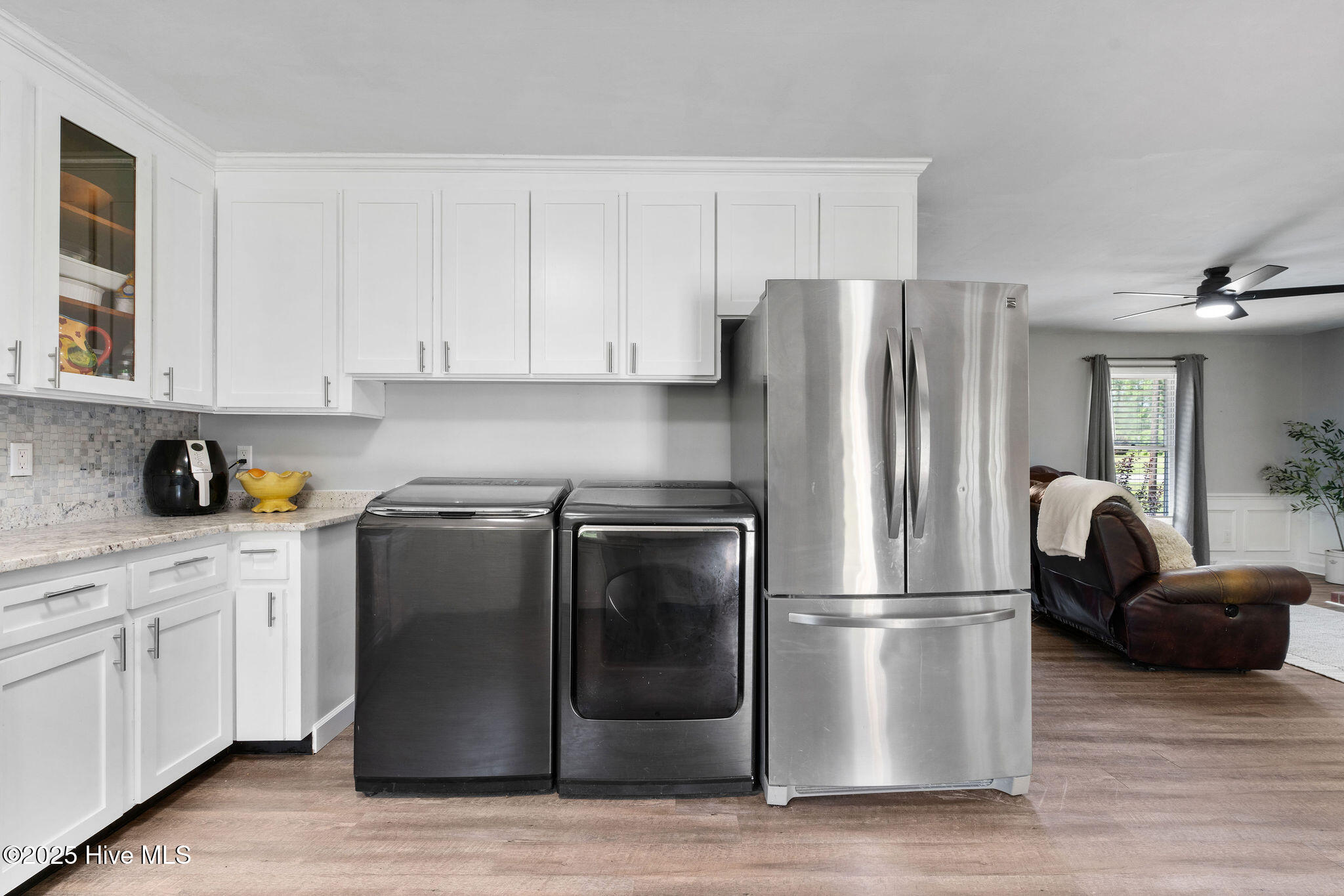 100556030 | Photo 31