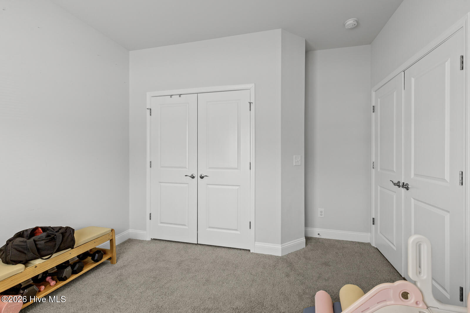 100560379 | Photo 21