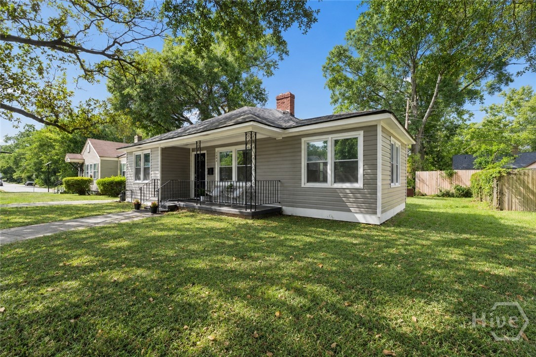 Photo 2 of Single family home for sale at 1406 E 34th Street, Savannah, GA 31404 | MLS# SA360925 | Listing updated on 2026-10-01
