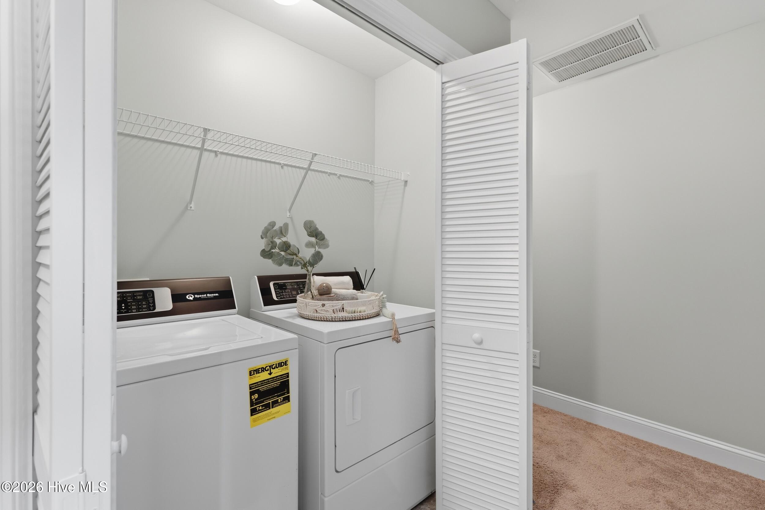 100566235 | Photo 36