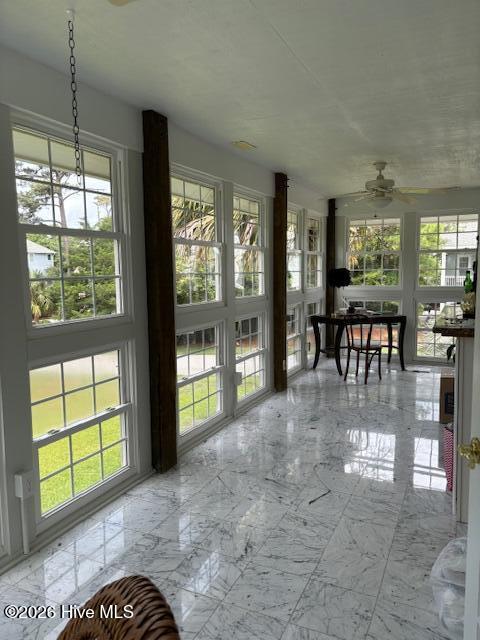 100560491 | Photo 26