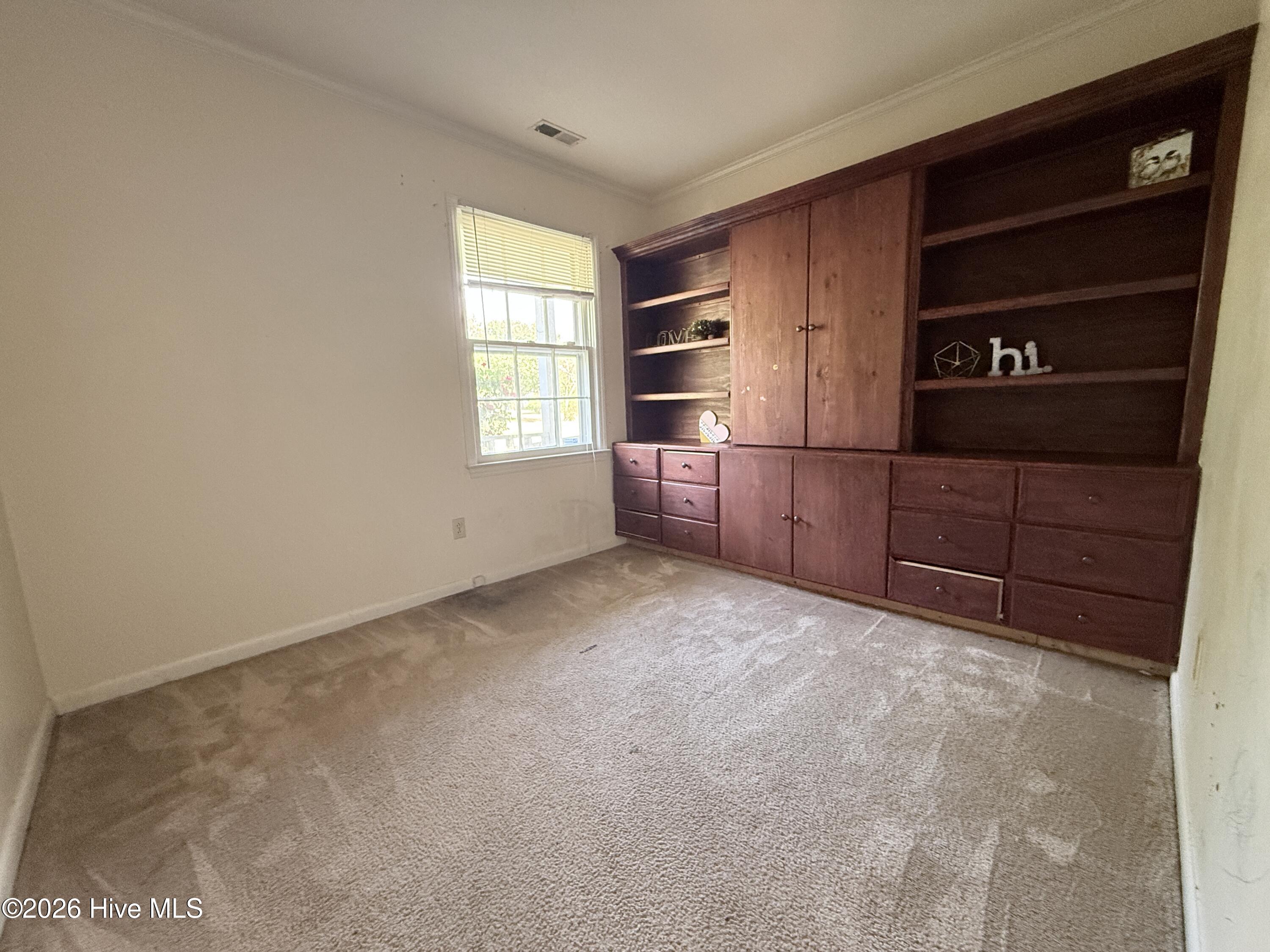 100567327 | Photo 10