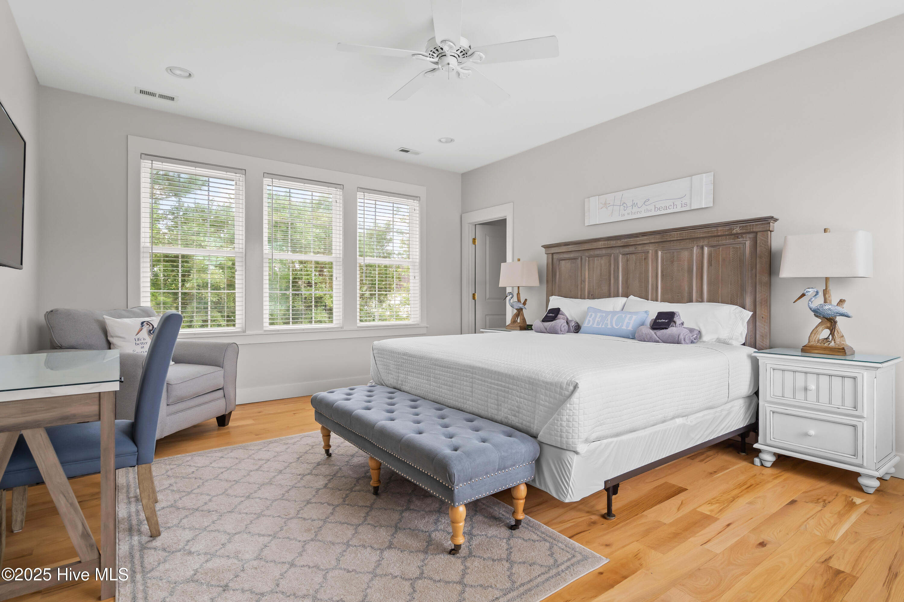 100555260 | Photo 17