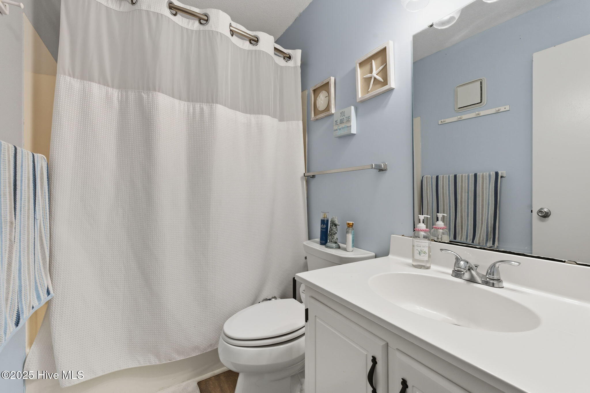 100535157 | Photo 23