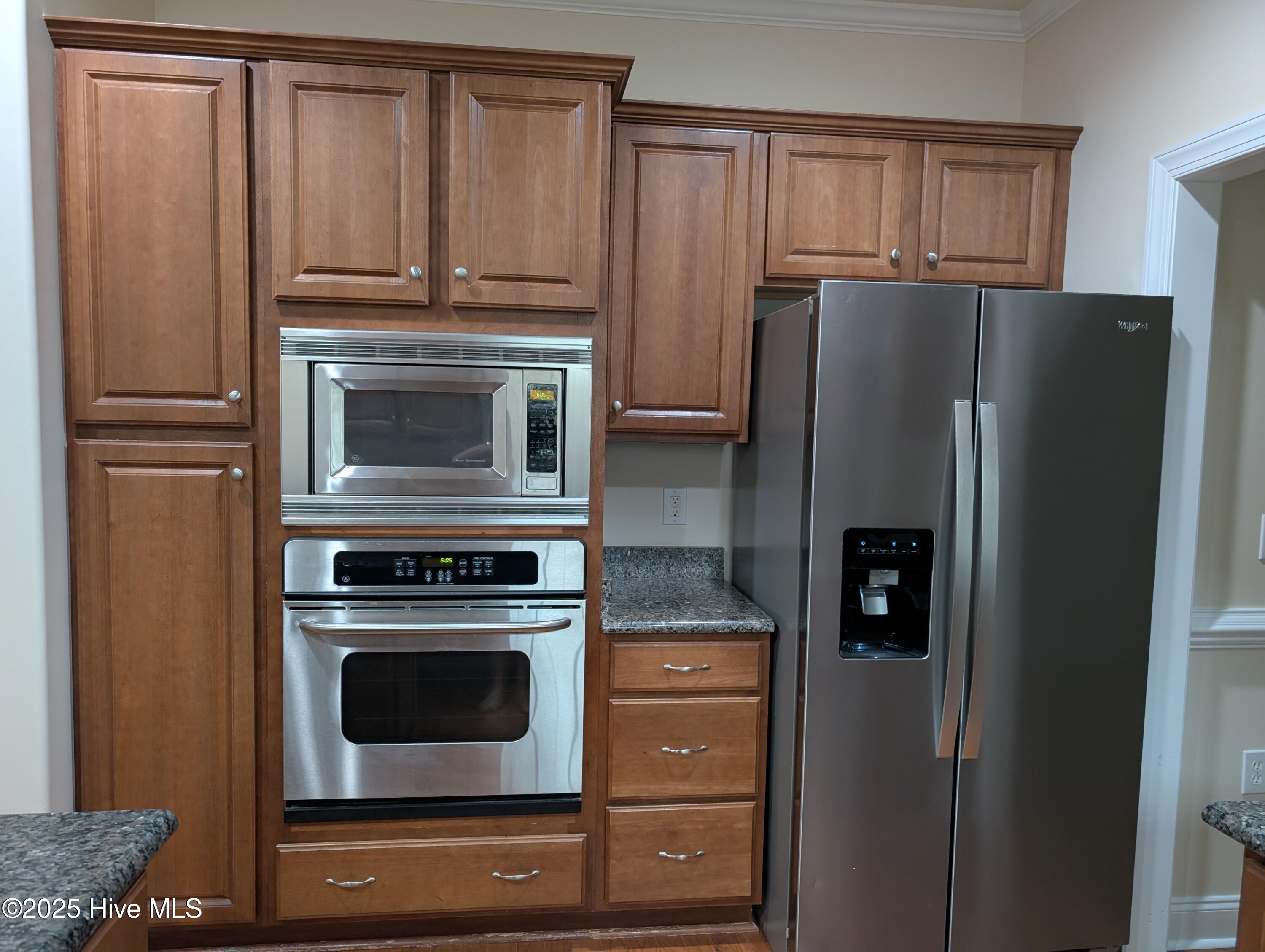 100522751 | Photo 11