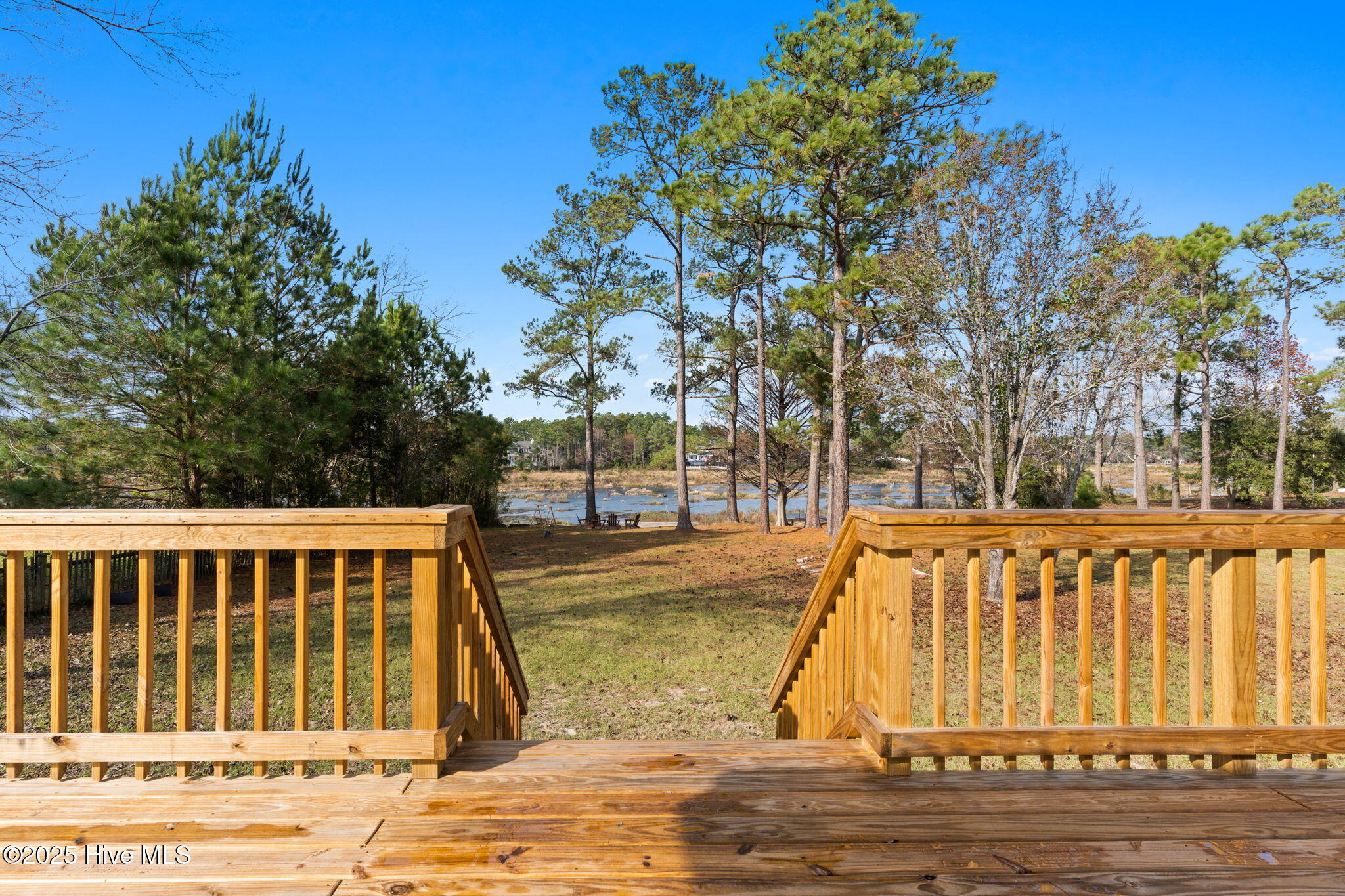 100543279 | Photo 48