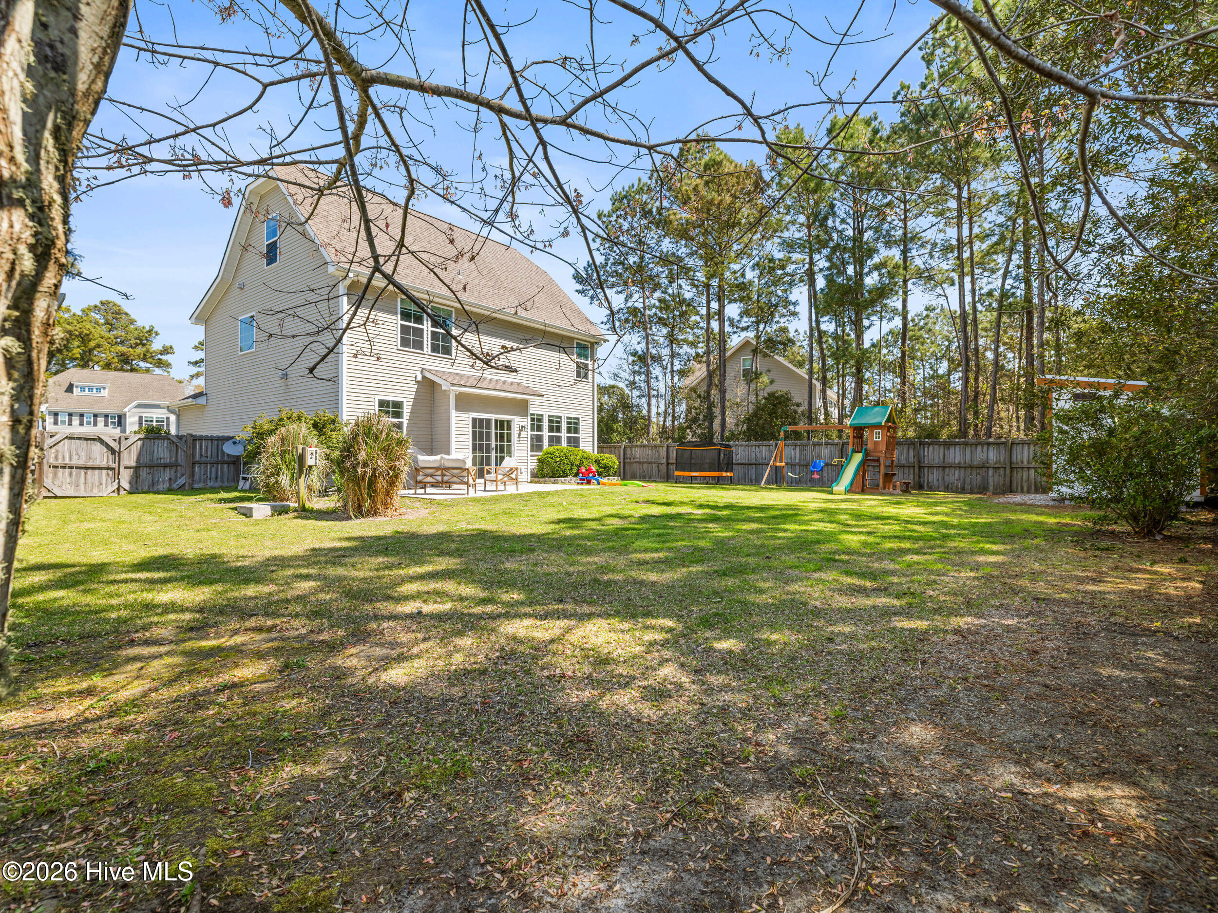 100566633 | Photo 12