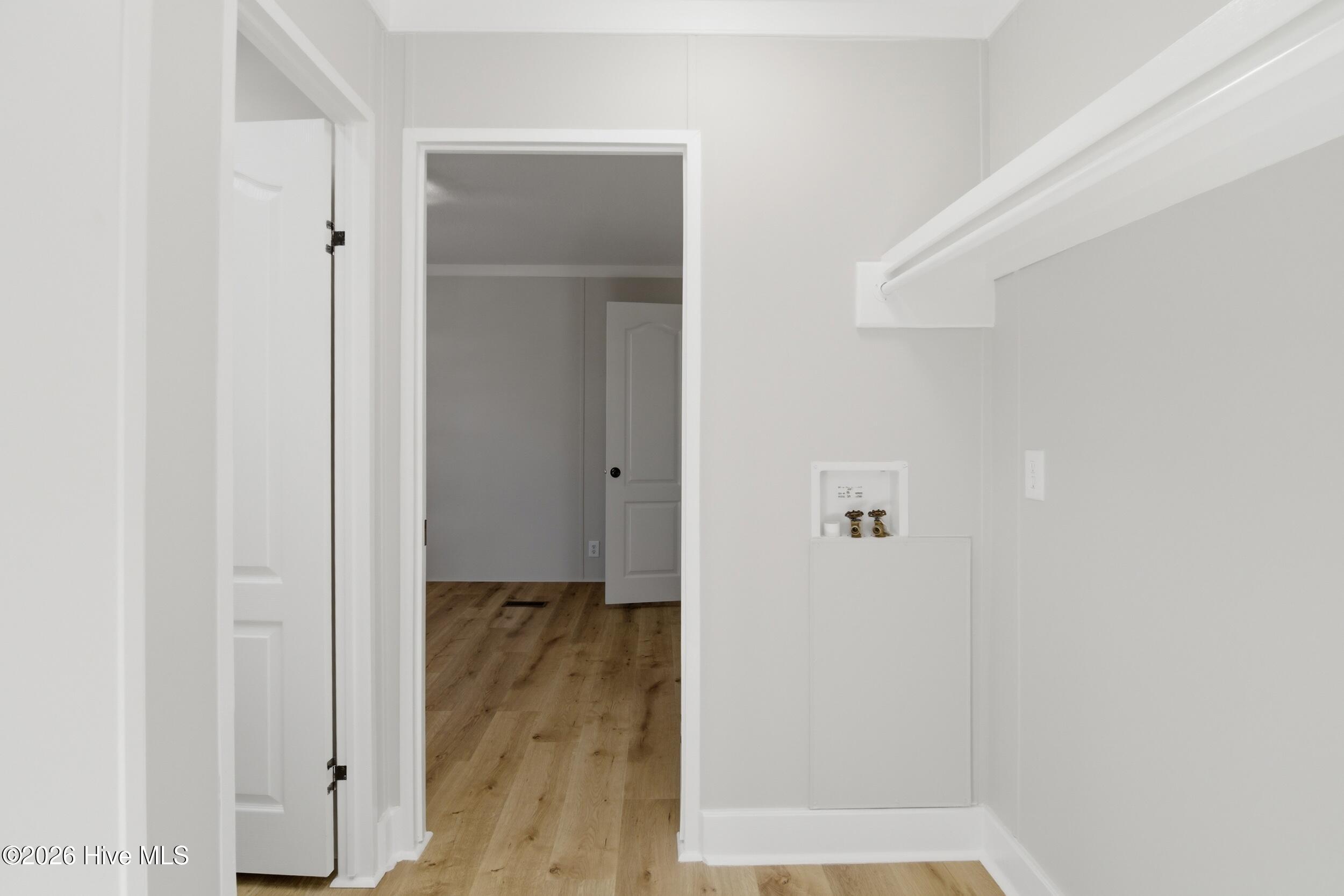 100556837 | Photo 13