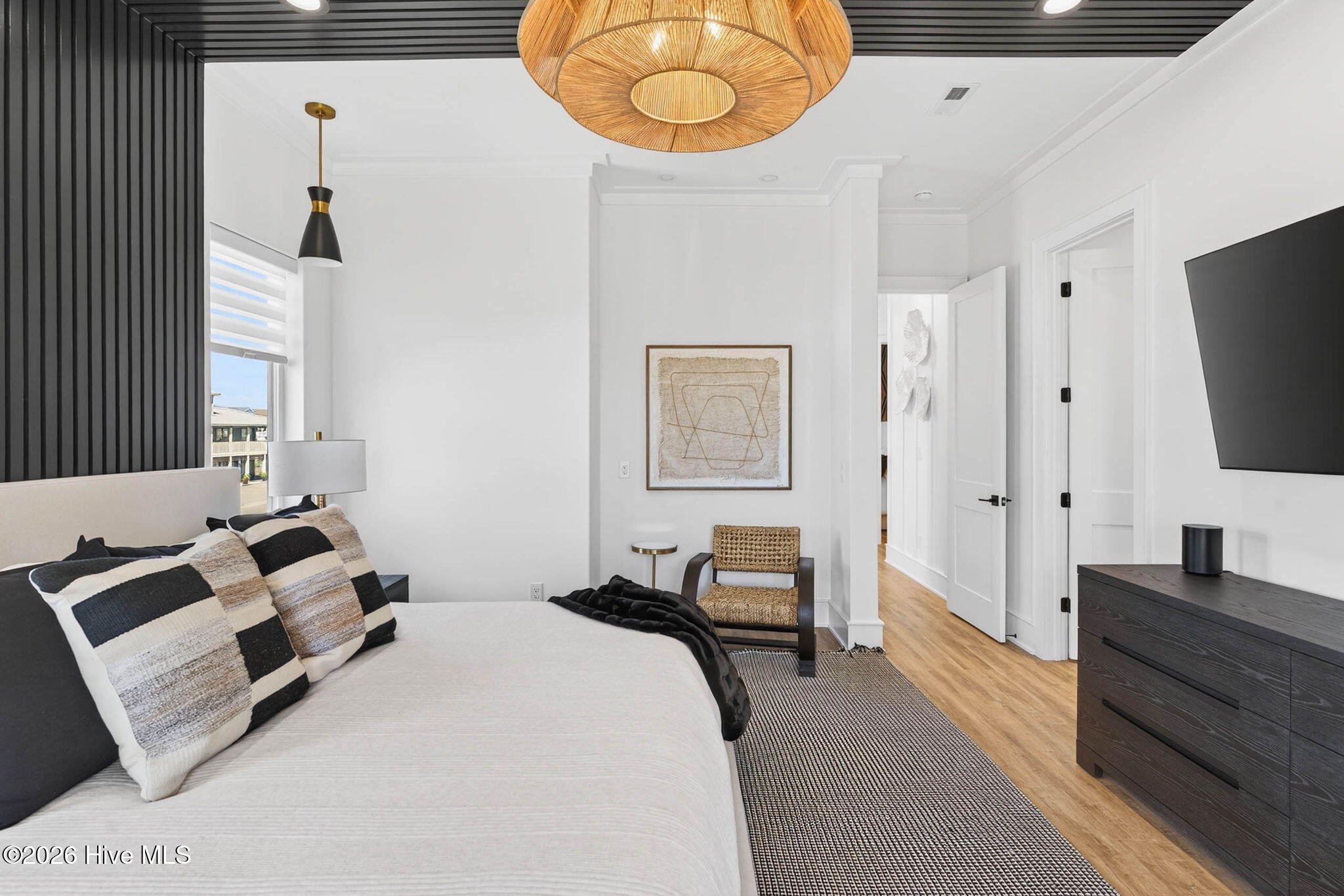 100565153 | Photo 35