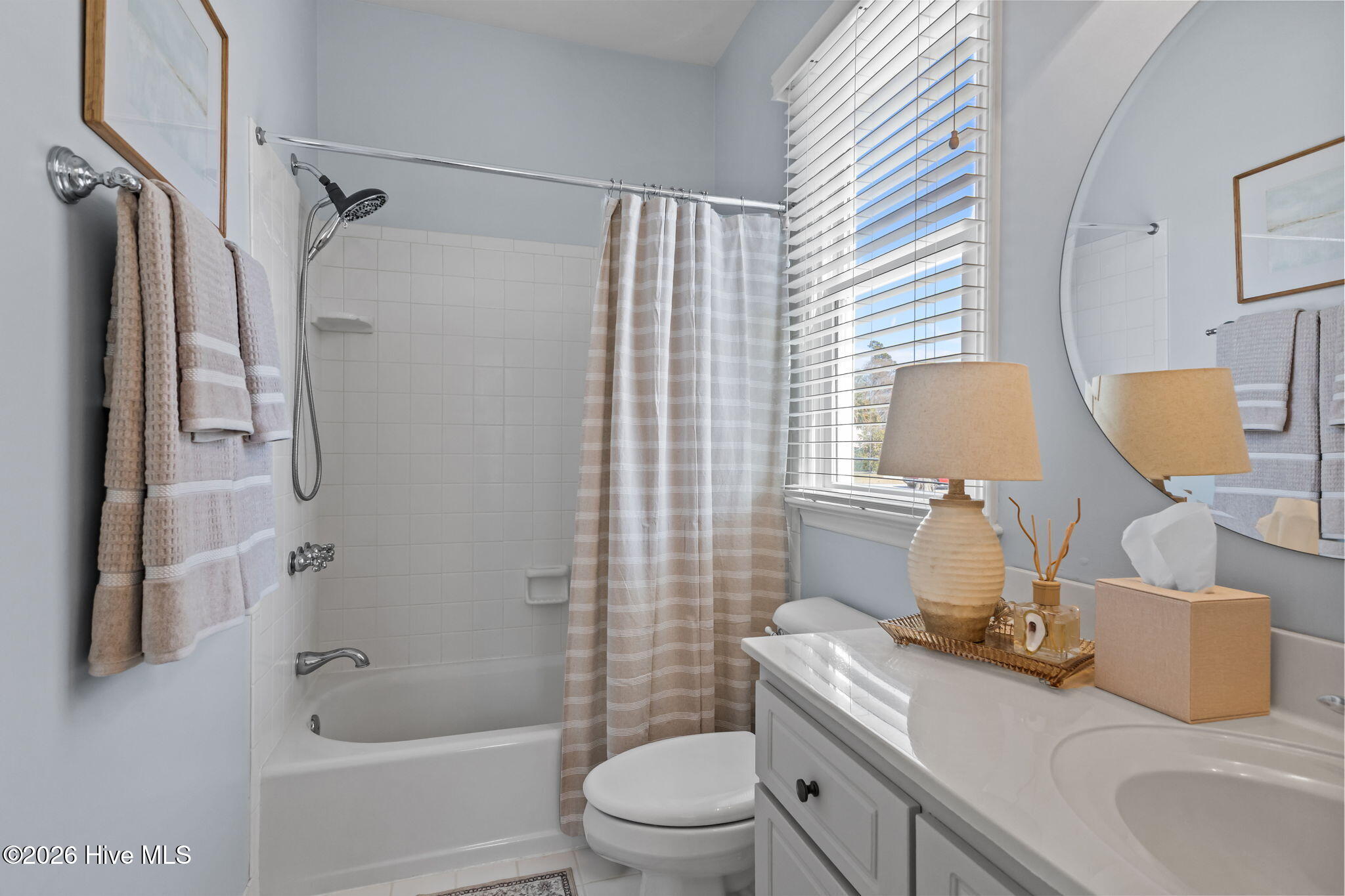 100564059 | Photo 30