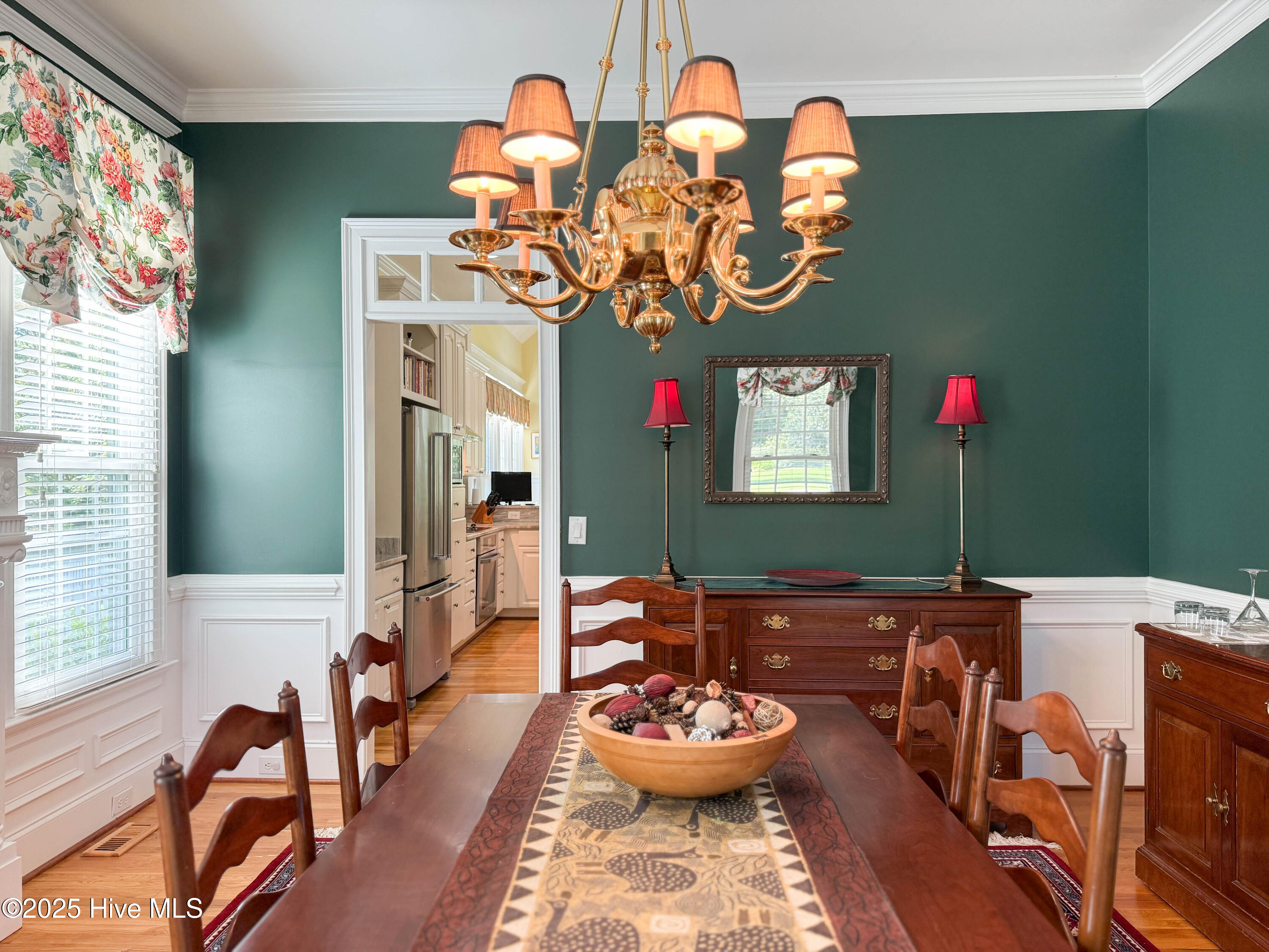 100530340 | Photo 41