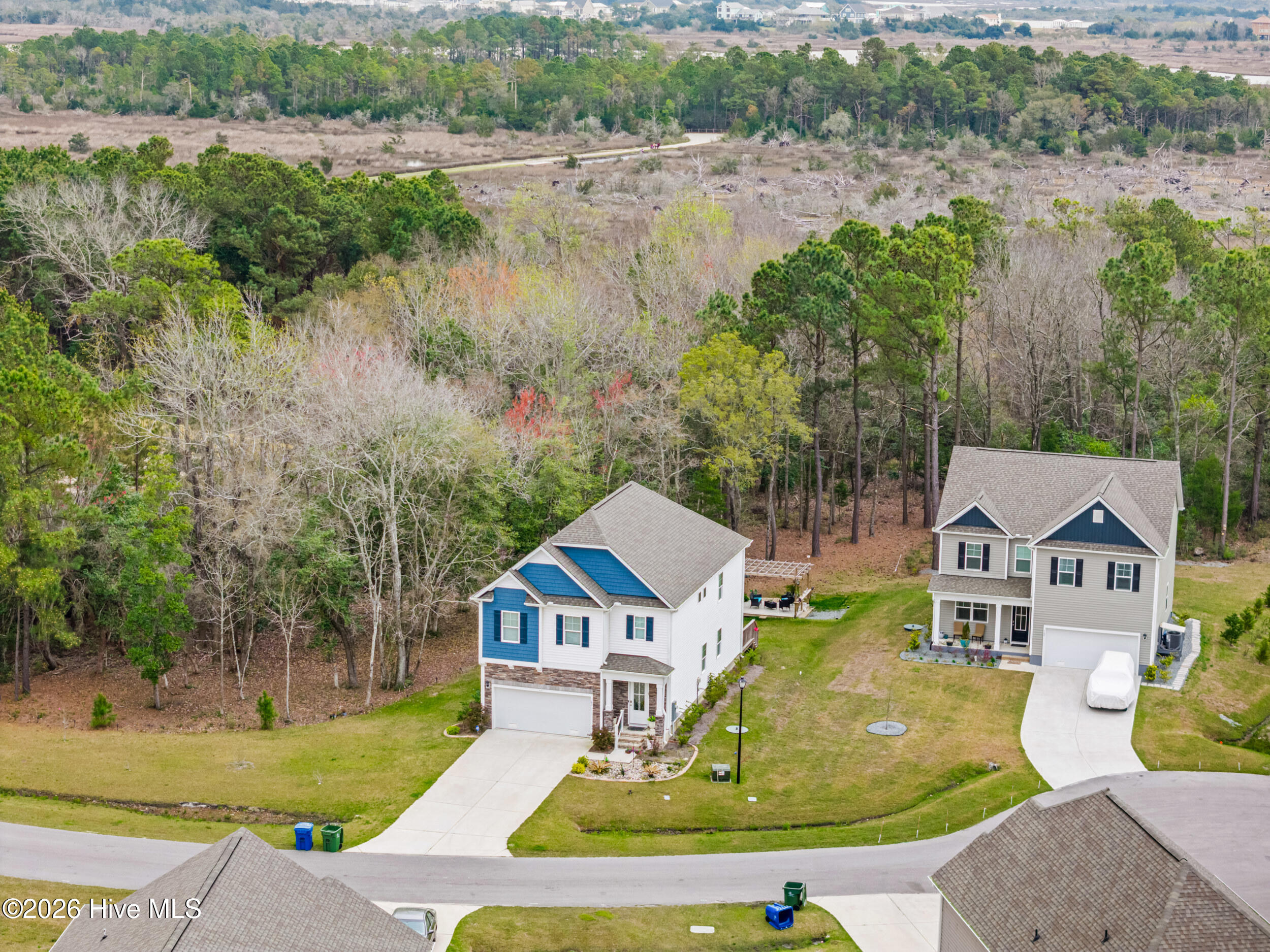 100562938 | Photo 63