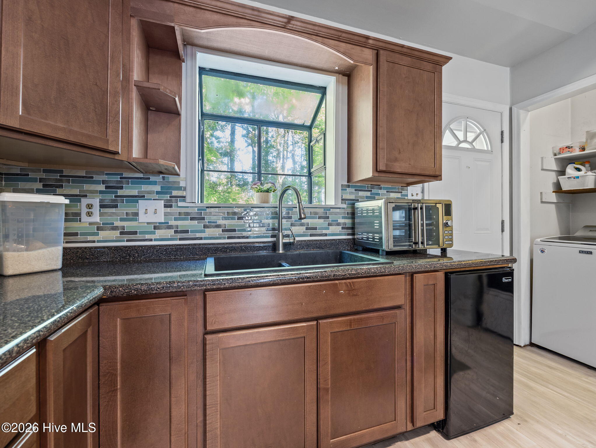 1037 Spring Villa Drive, Jacksonville, NC 28540 – photo 8: 12-web-or-mls-1037 Spring Villa Dr. 21