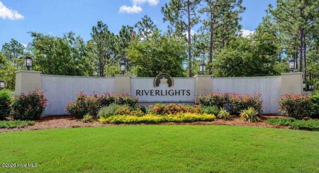 100553432 | Photo 79