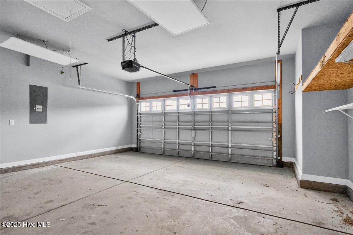 100522416 | Photo 50