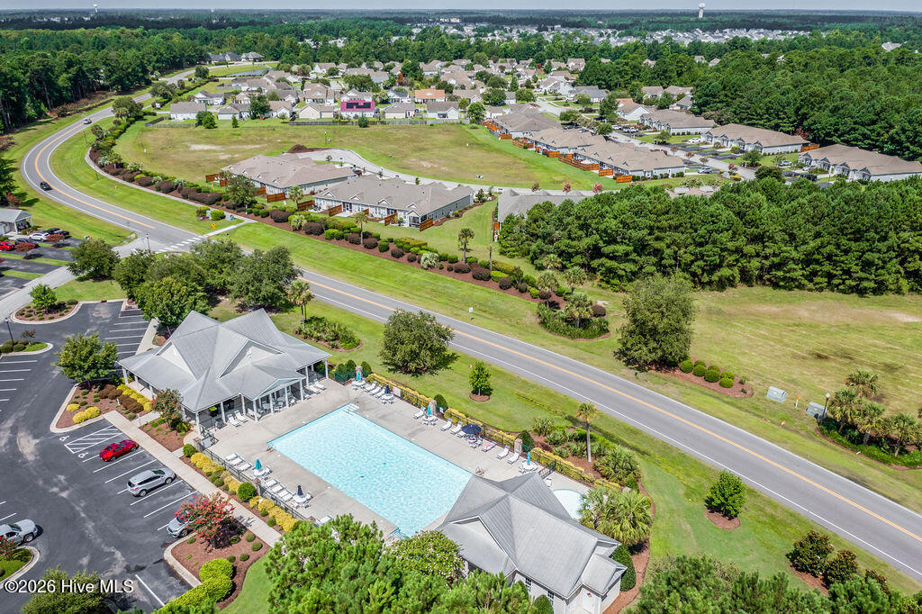 100554409 | Photo 49