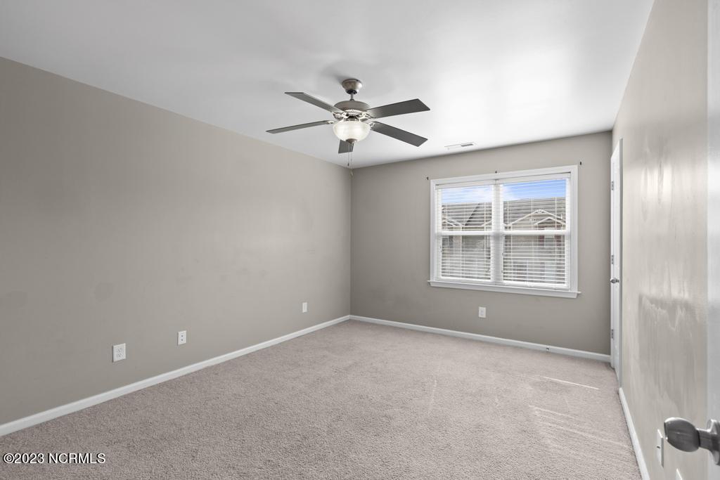 100557741 | Photo 15