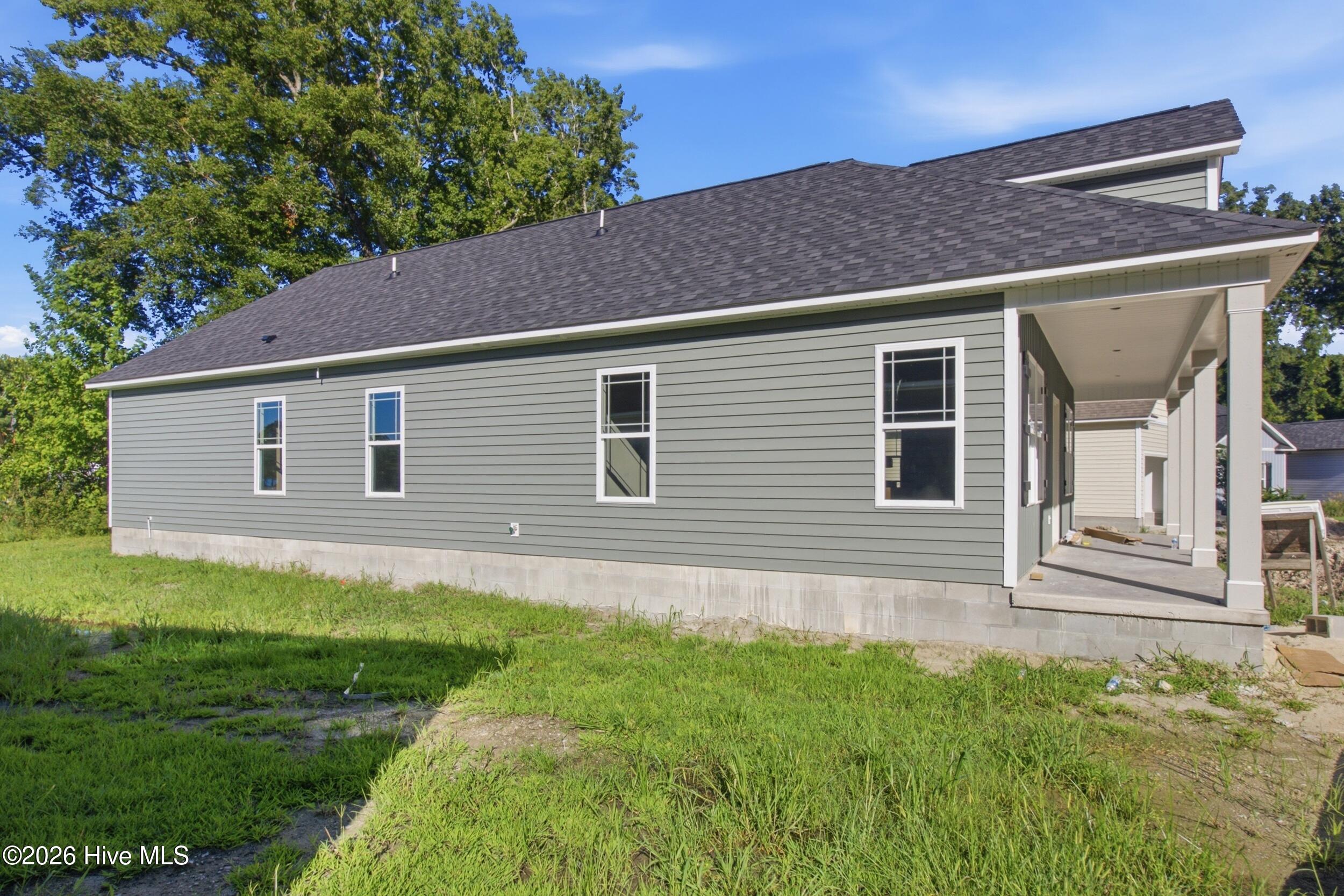 312 Camp Creek Drive,Oriental