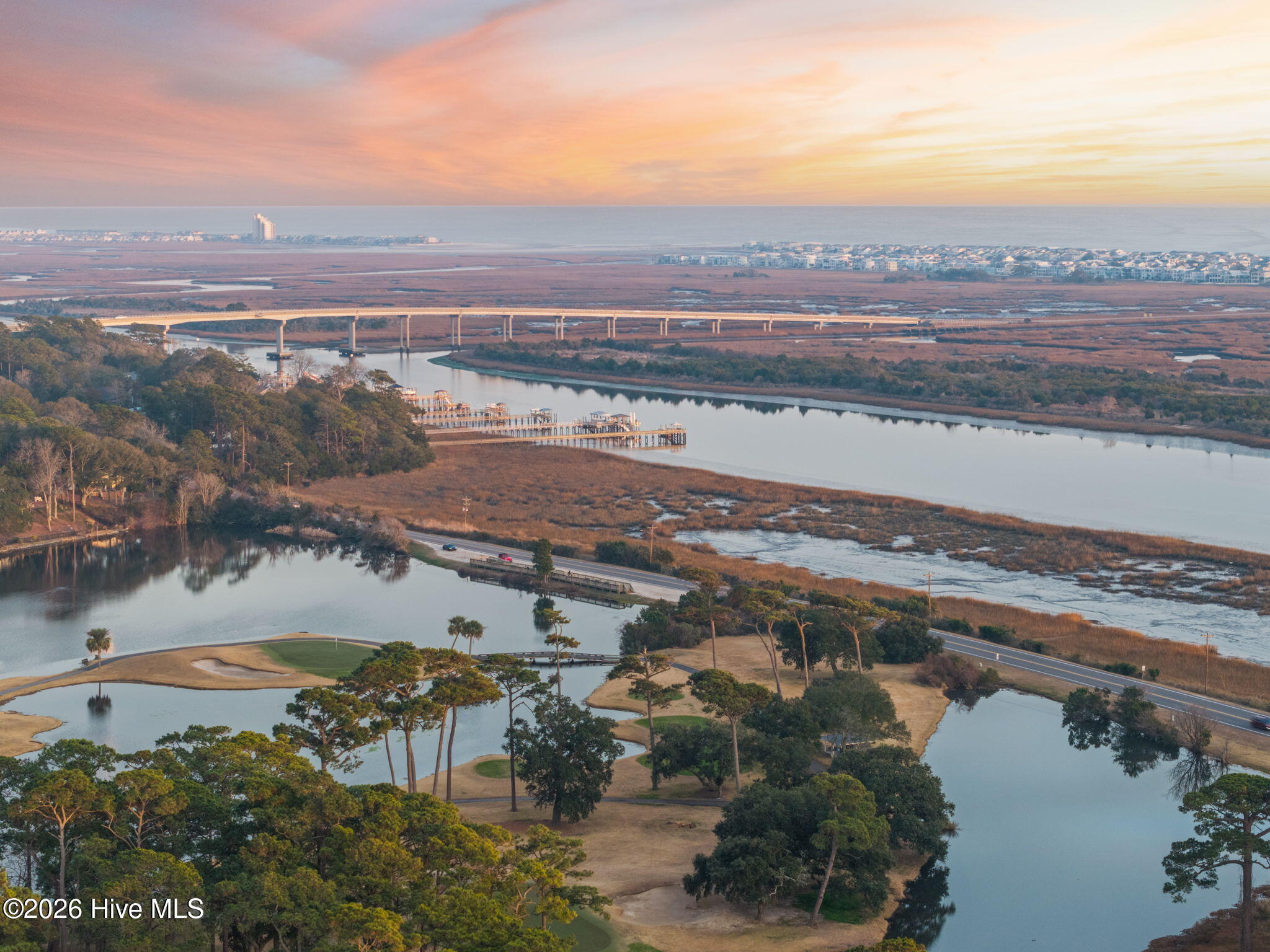 100547608 | Photo 31