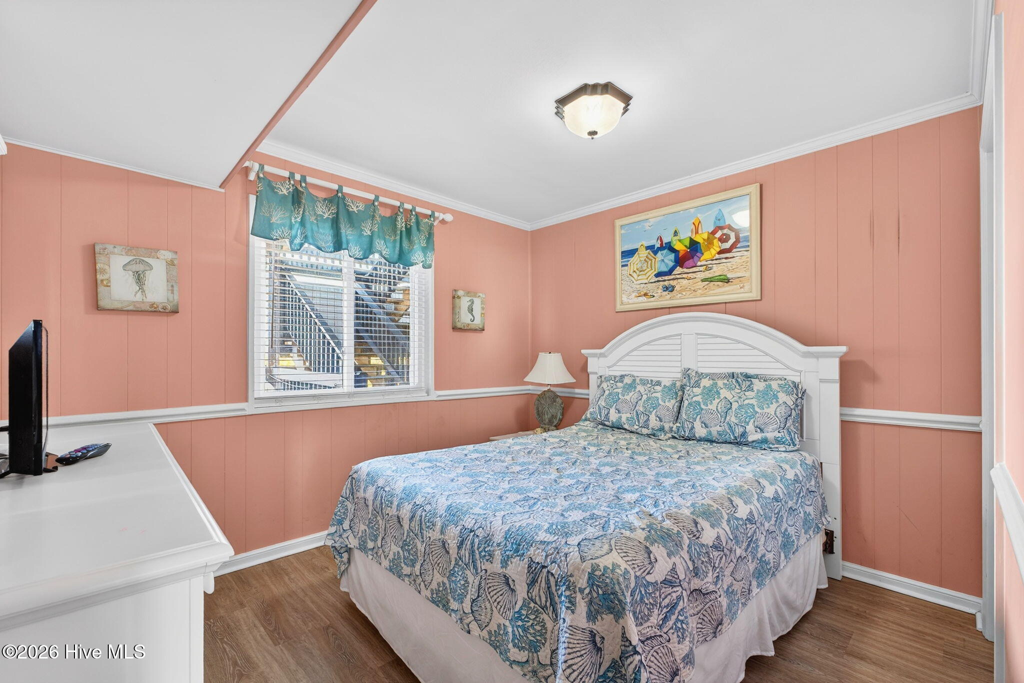 100557808 | Photo 25