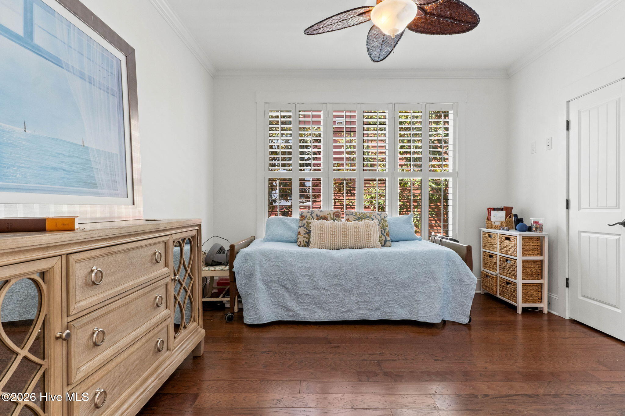 100566680 | Photo 28