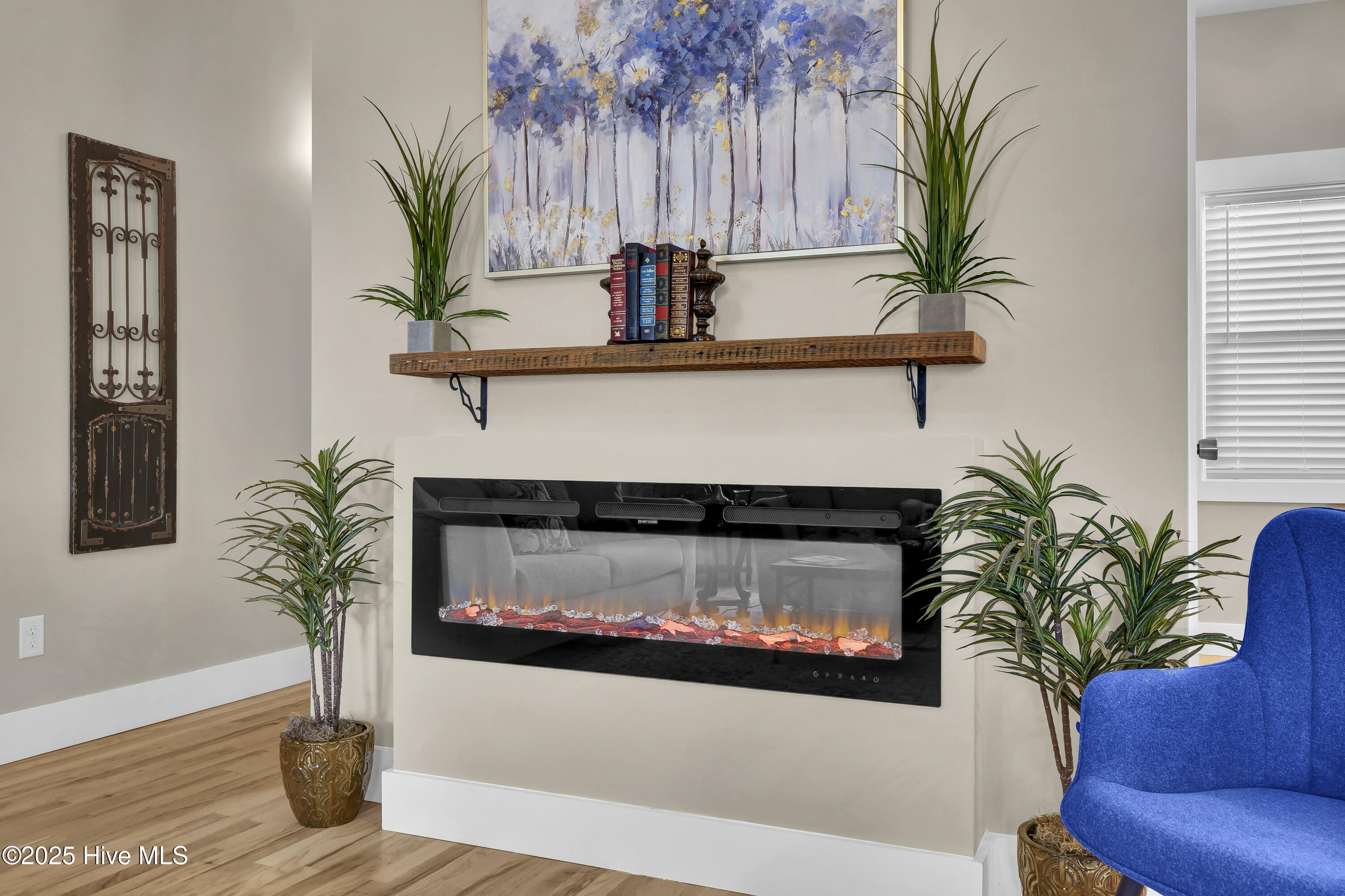 100539058 | Photo 11