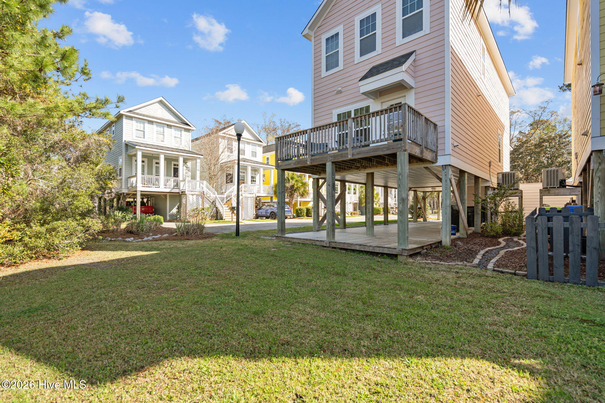 100560922 | Photo 37