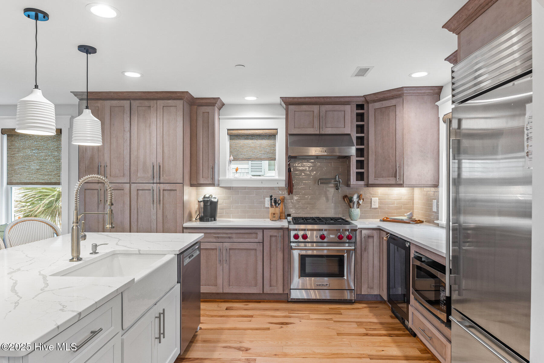 100521307 | Photo 15