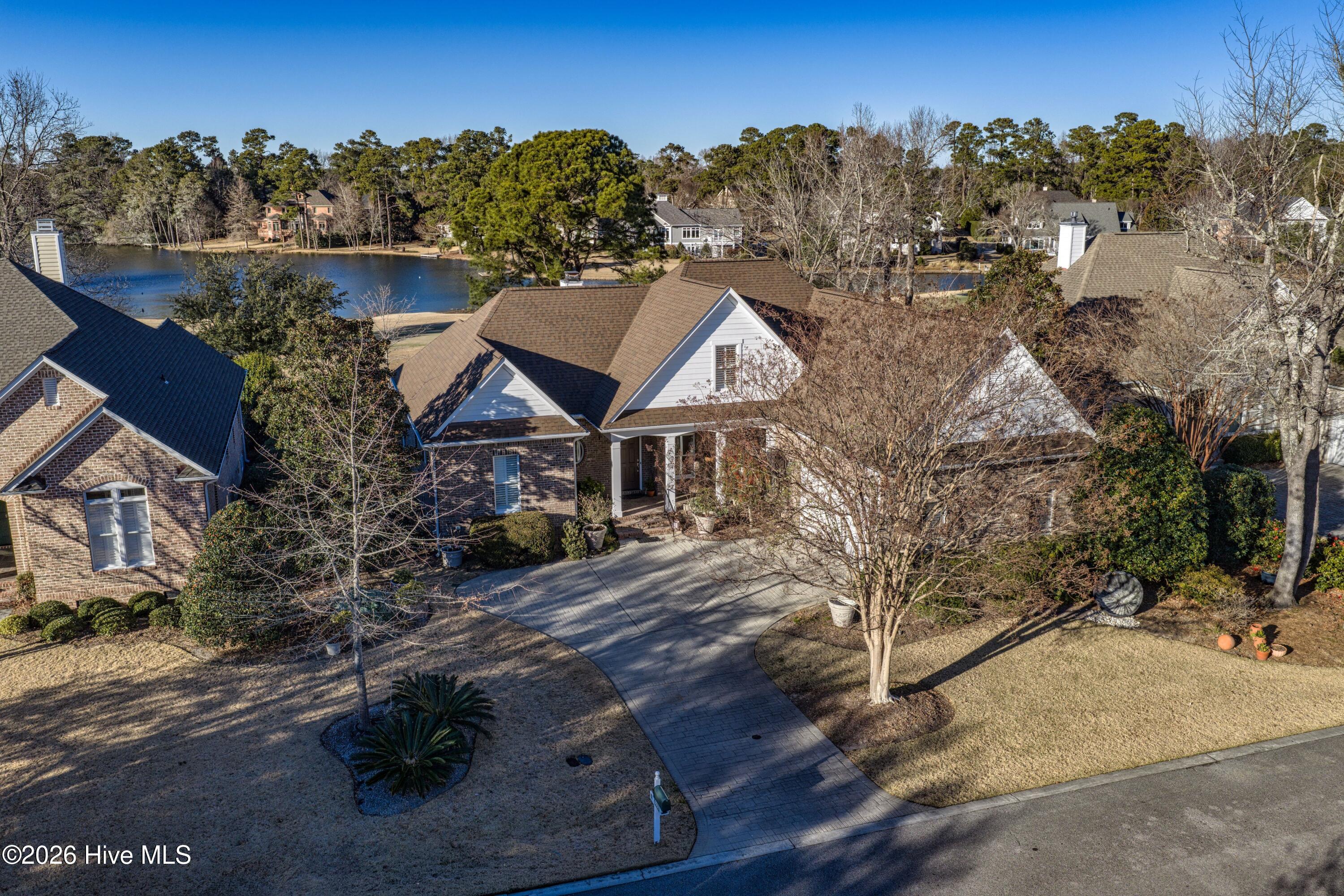 100554870 | Photo 45