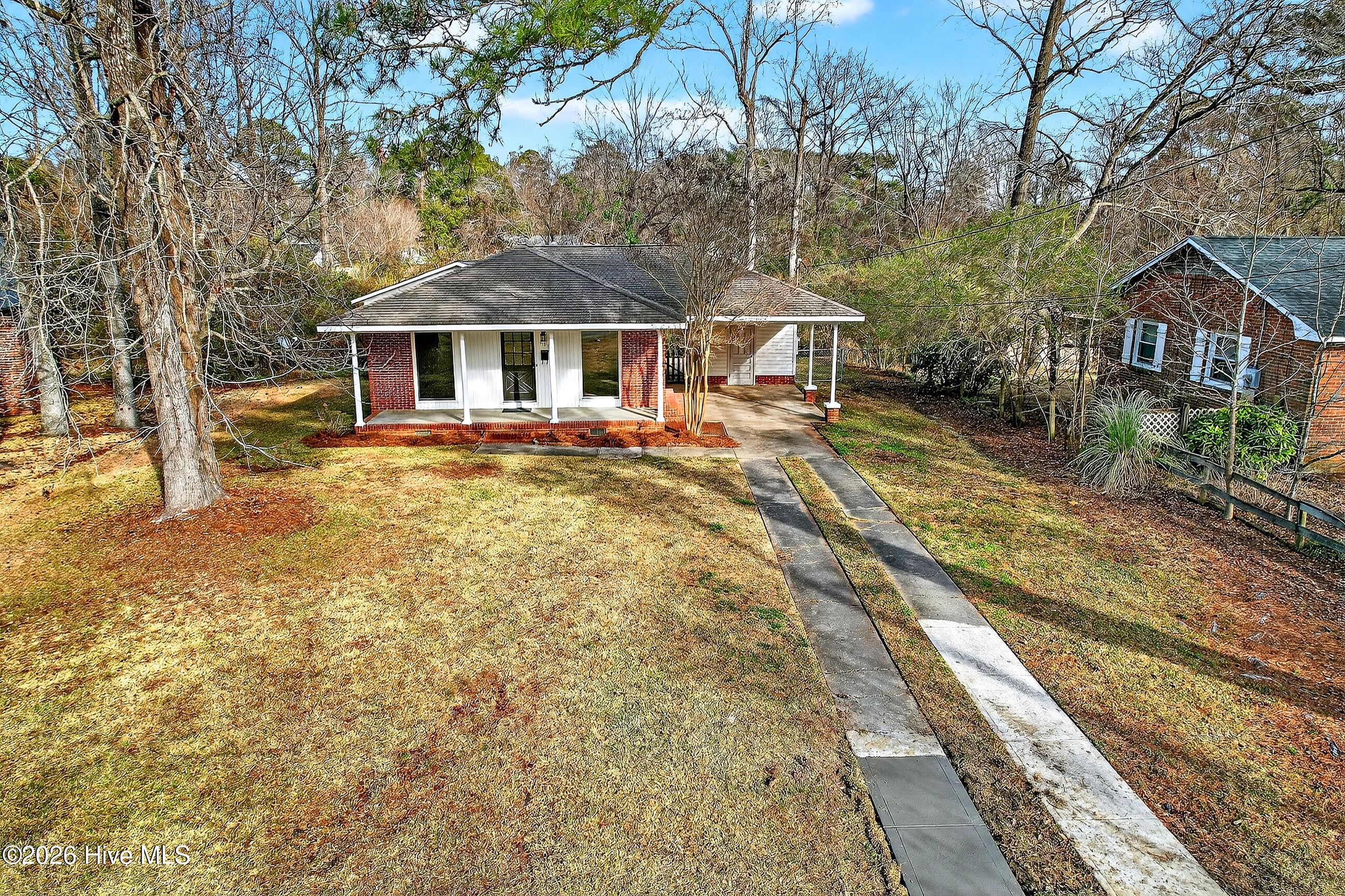 100550516 | Photo 30