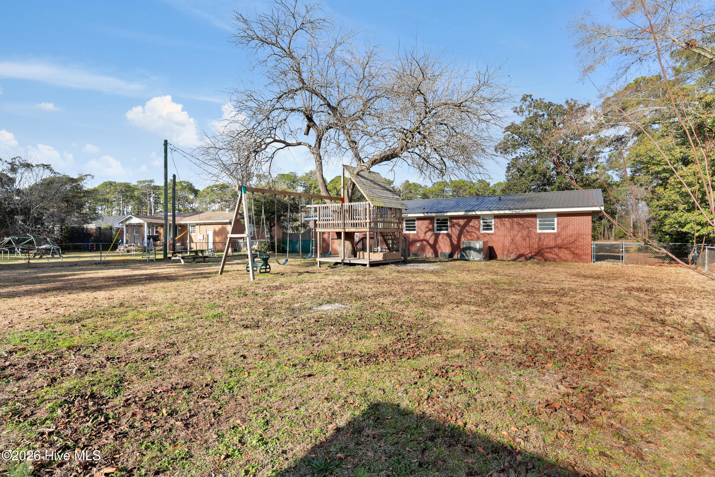 100540296 | Photo 28