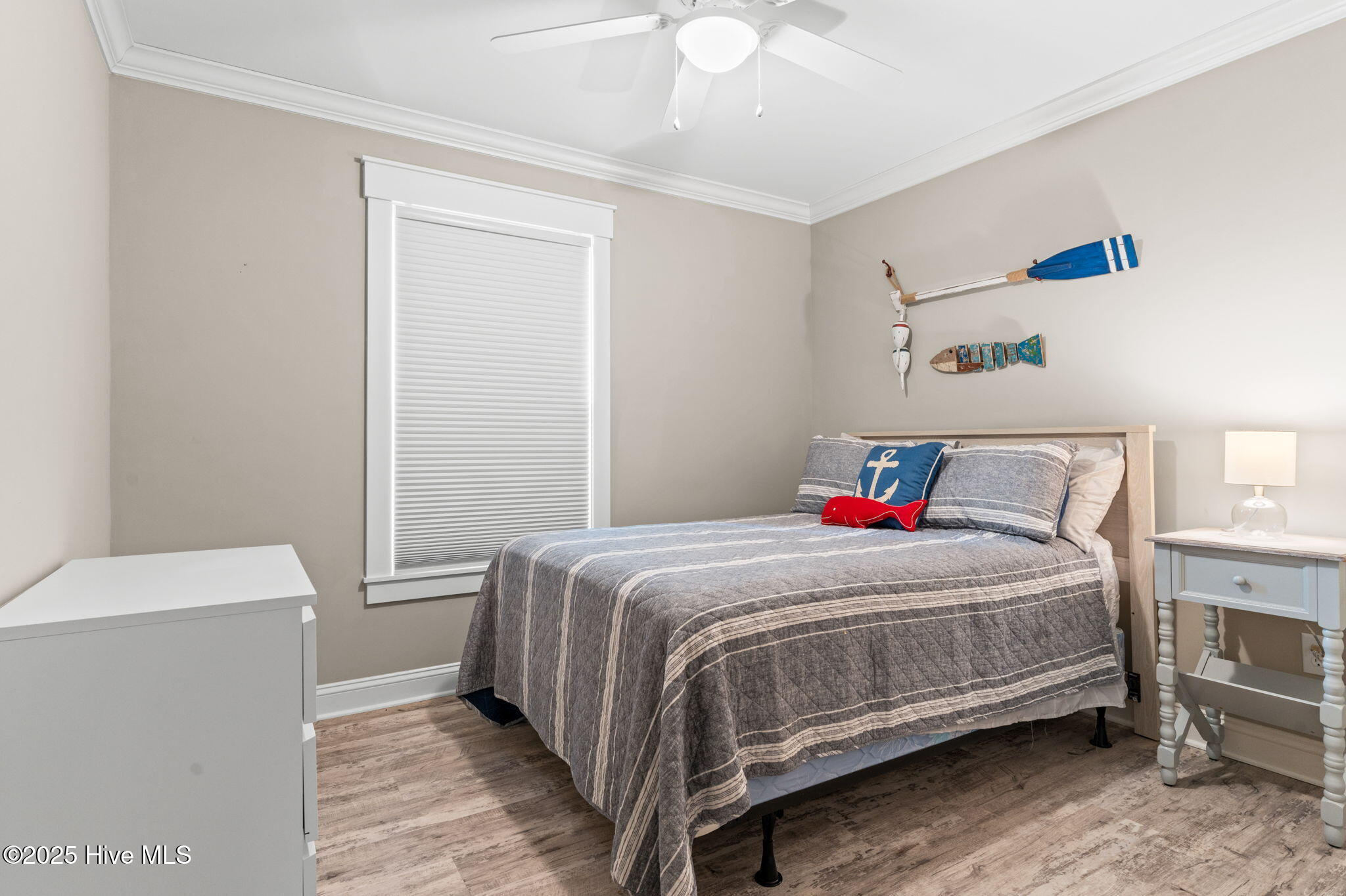 100546923 | Photo 25