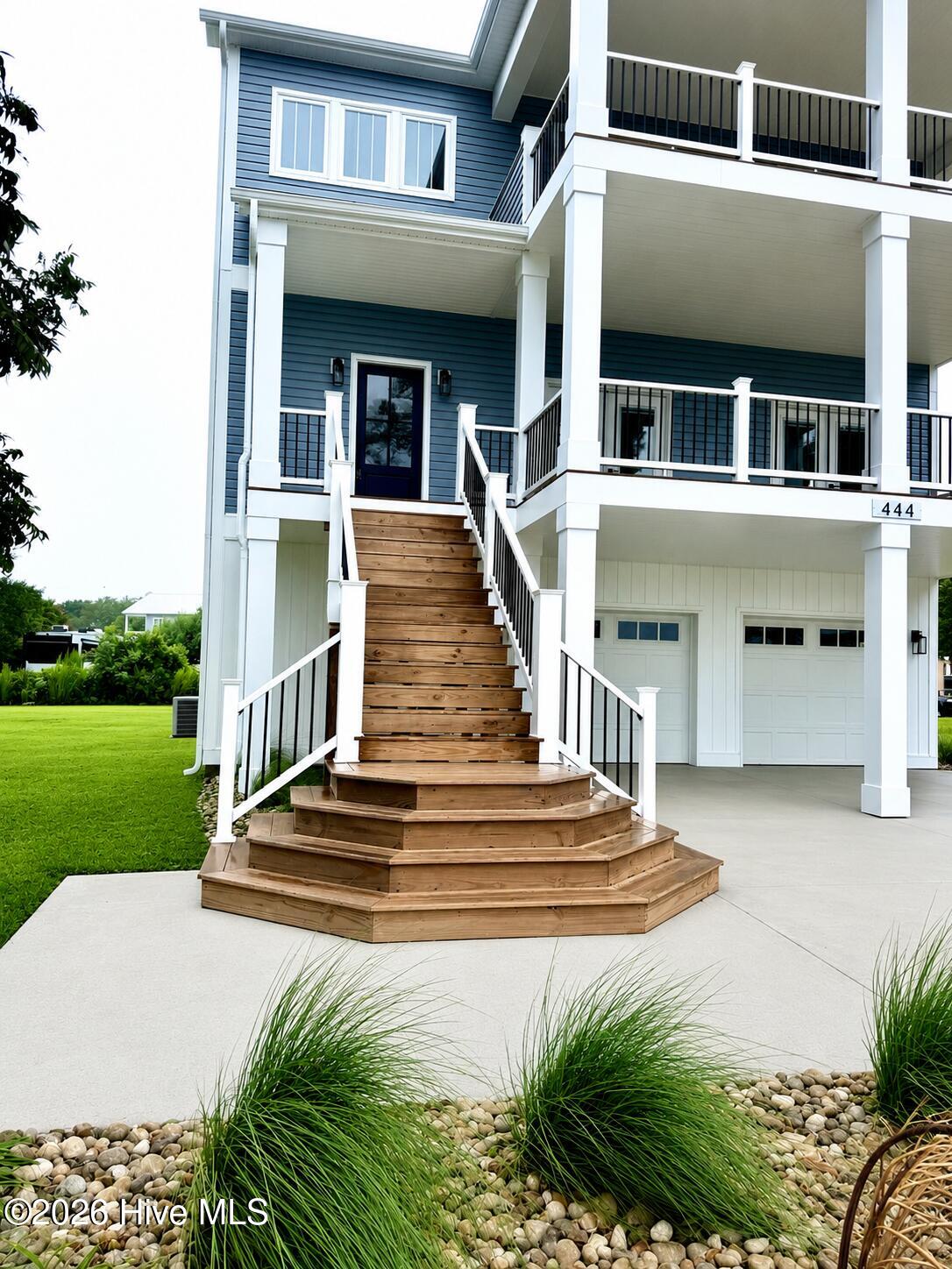 444 Pearson Circle,Newport