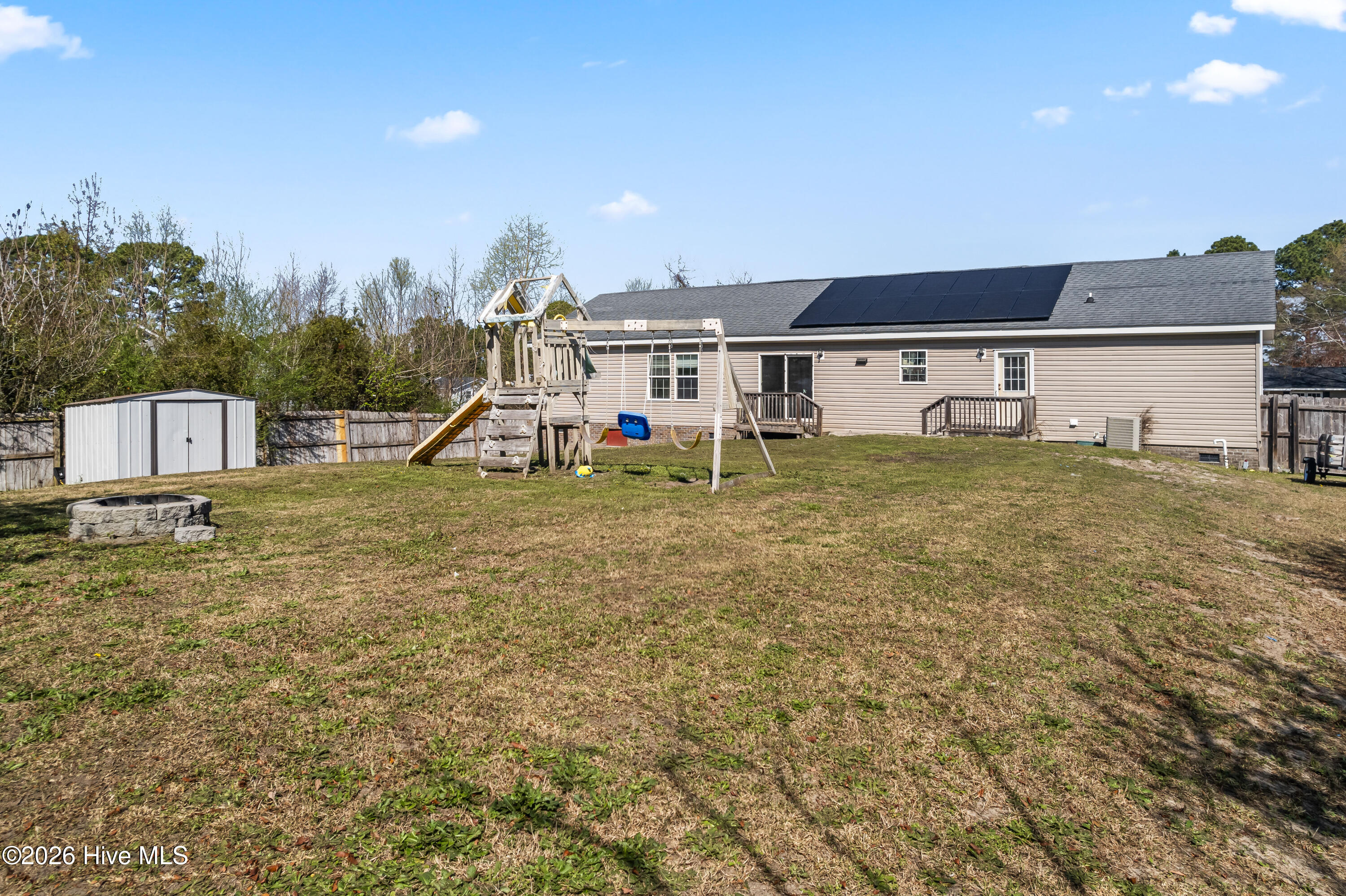 100561552 | Photo 23