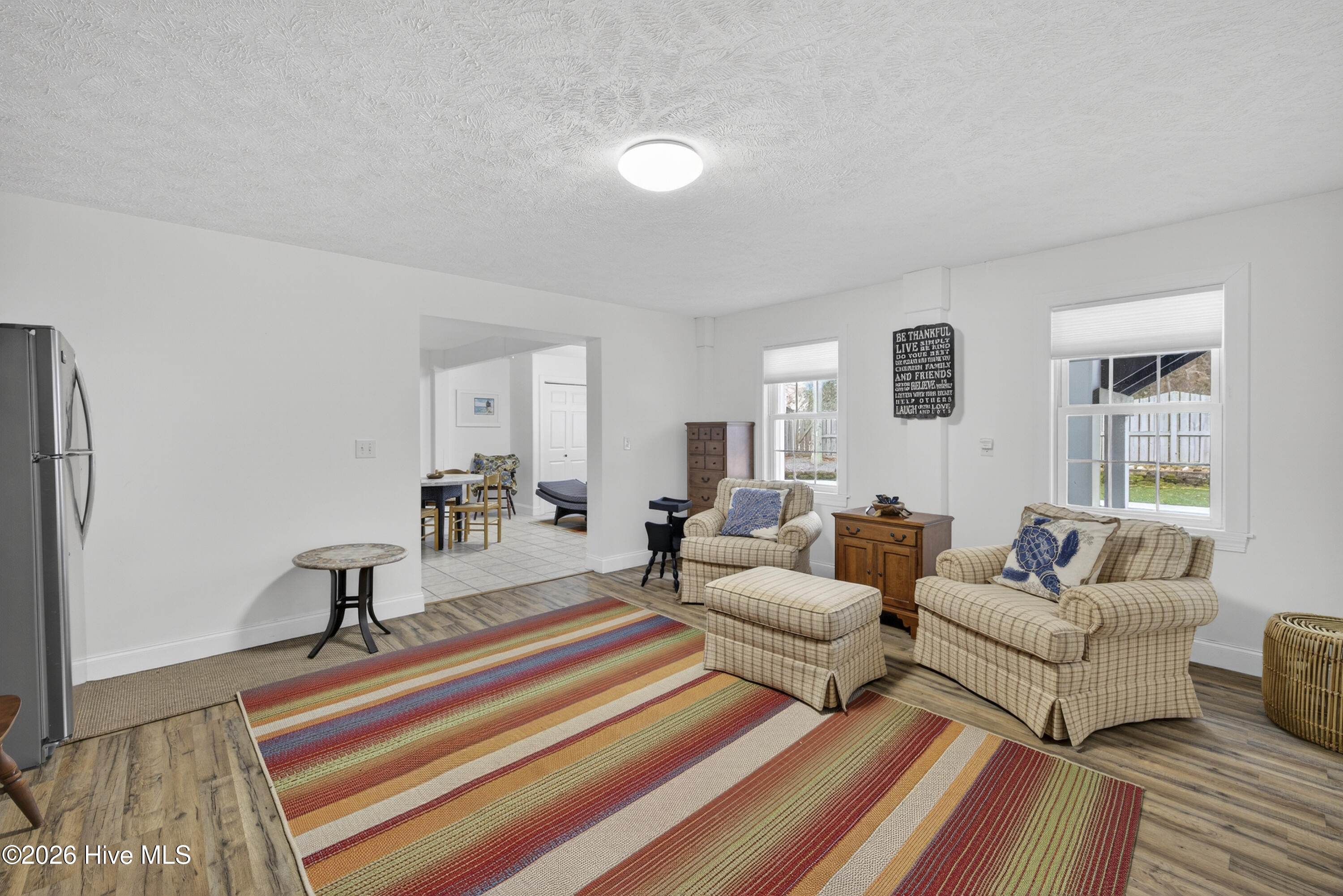 100557060 | Photo 51