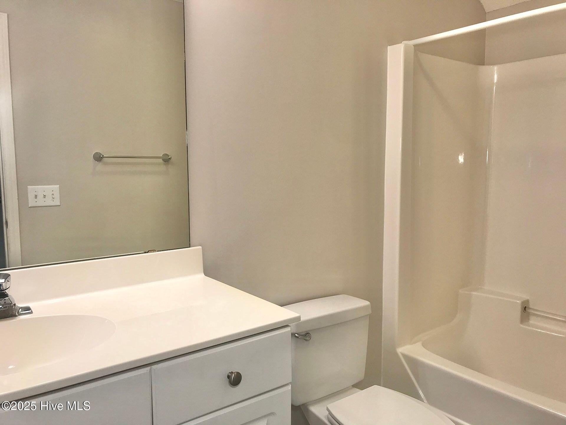 100546611 | Photo 13